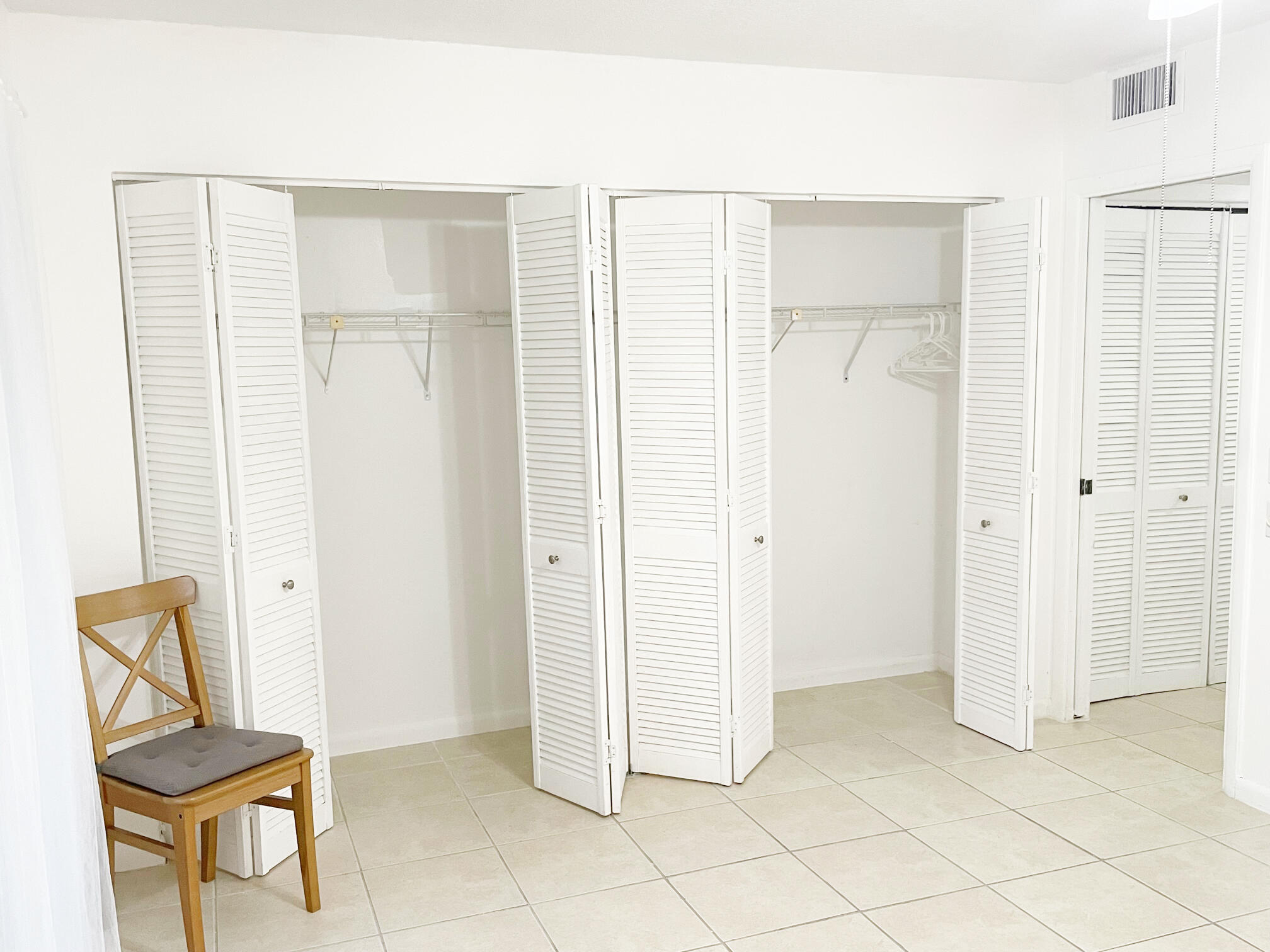 SUFFOLK AT CENTURY VILLAGE CONDO - Residential Lease