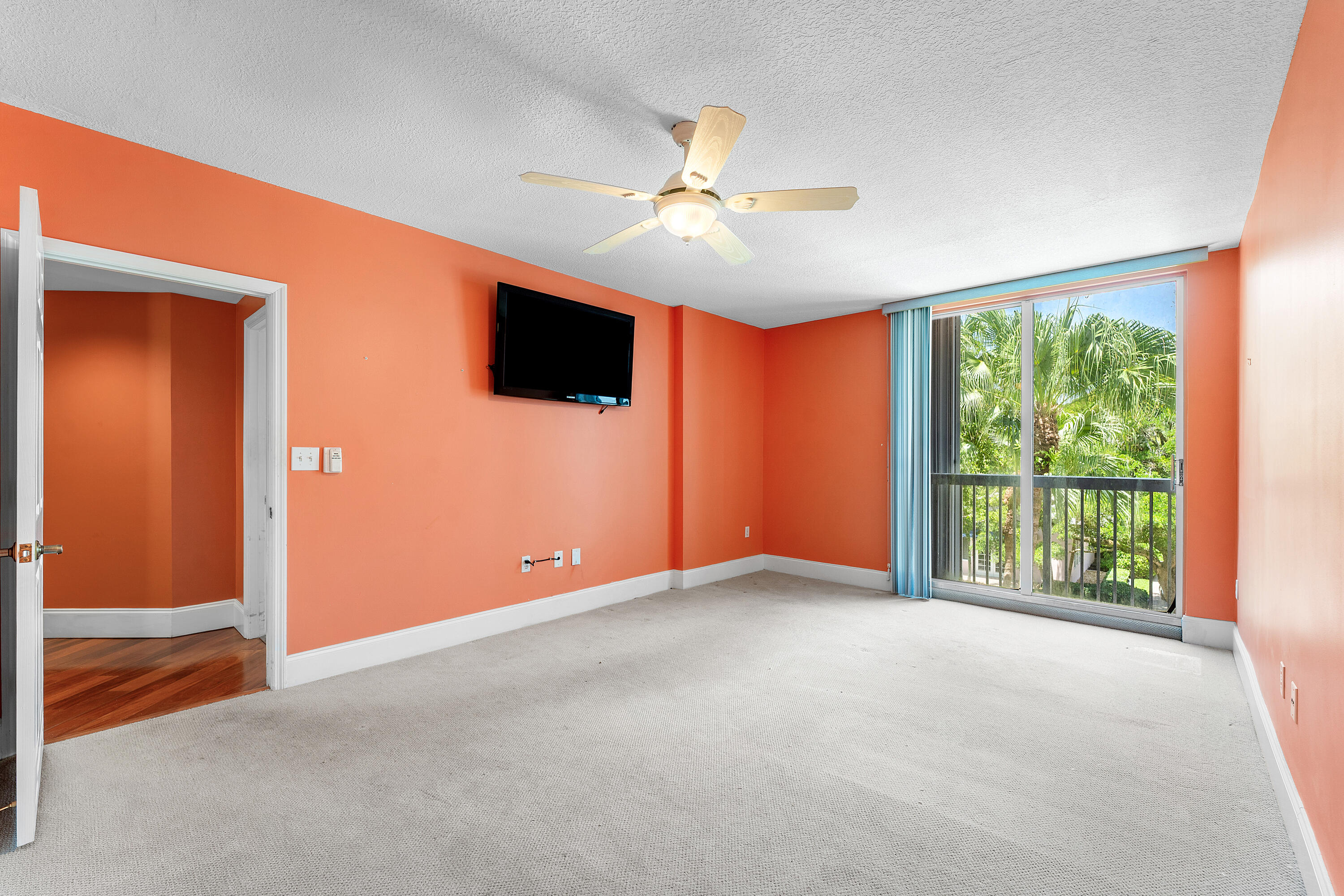 LANDINGS OF DELRAY BEACH CONDO - Residential