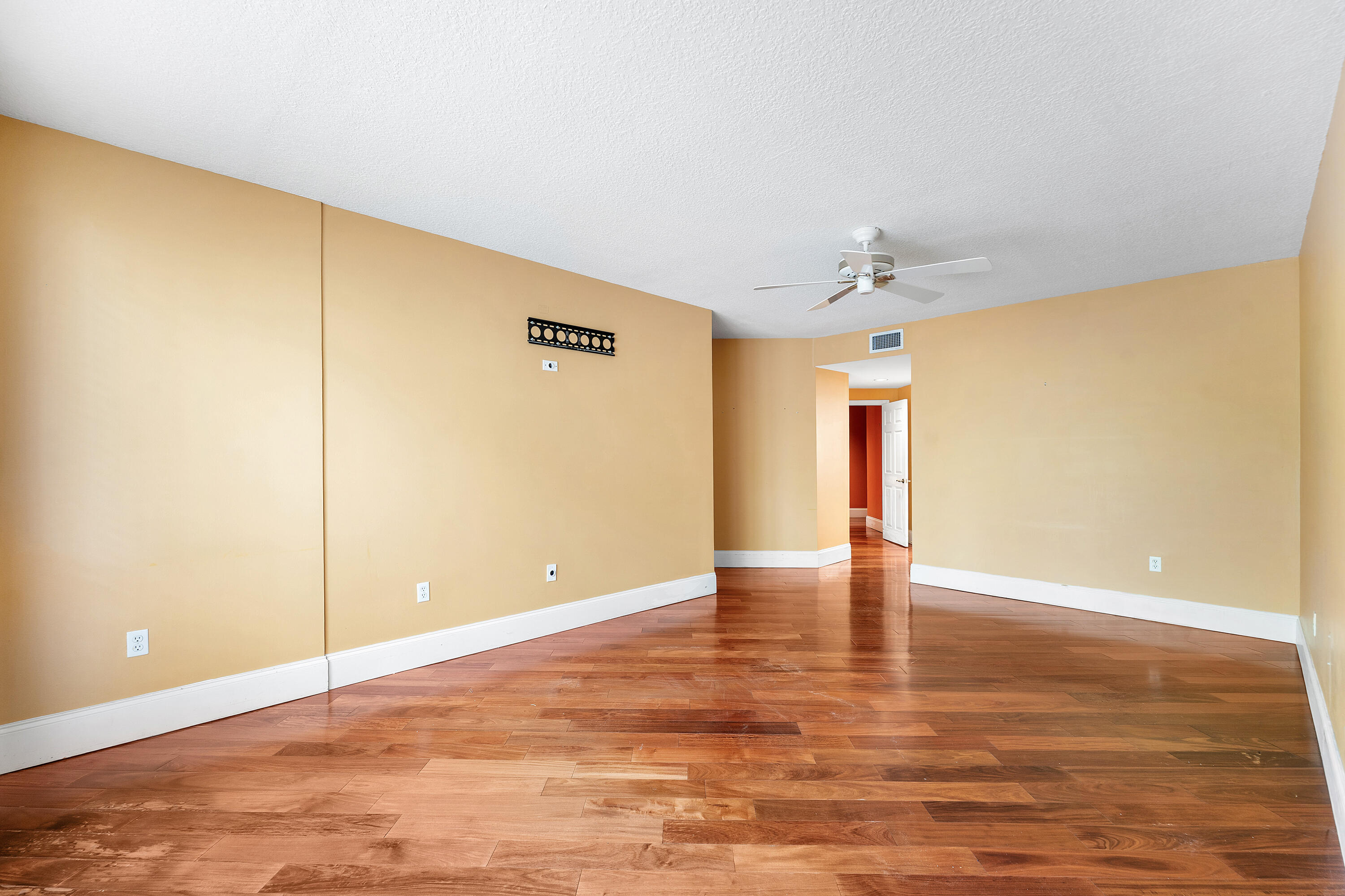 LANDINGS OF DELRAY BEACH CONDO - Residential