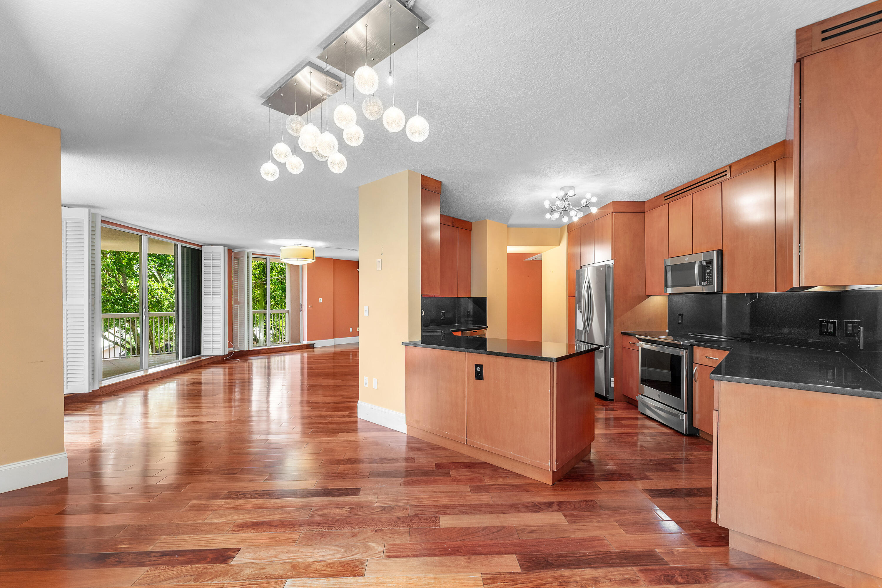 LANDINGS OF DELRAY BEACH CONDO - Residential