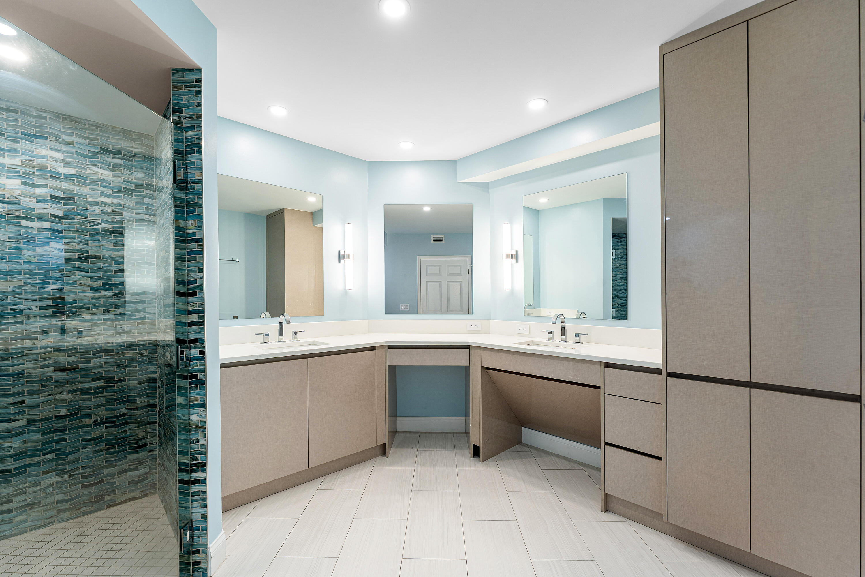 LANDINGS OF DELRAY BEACH CONDO - Residential