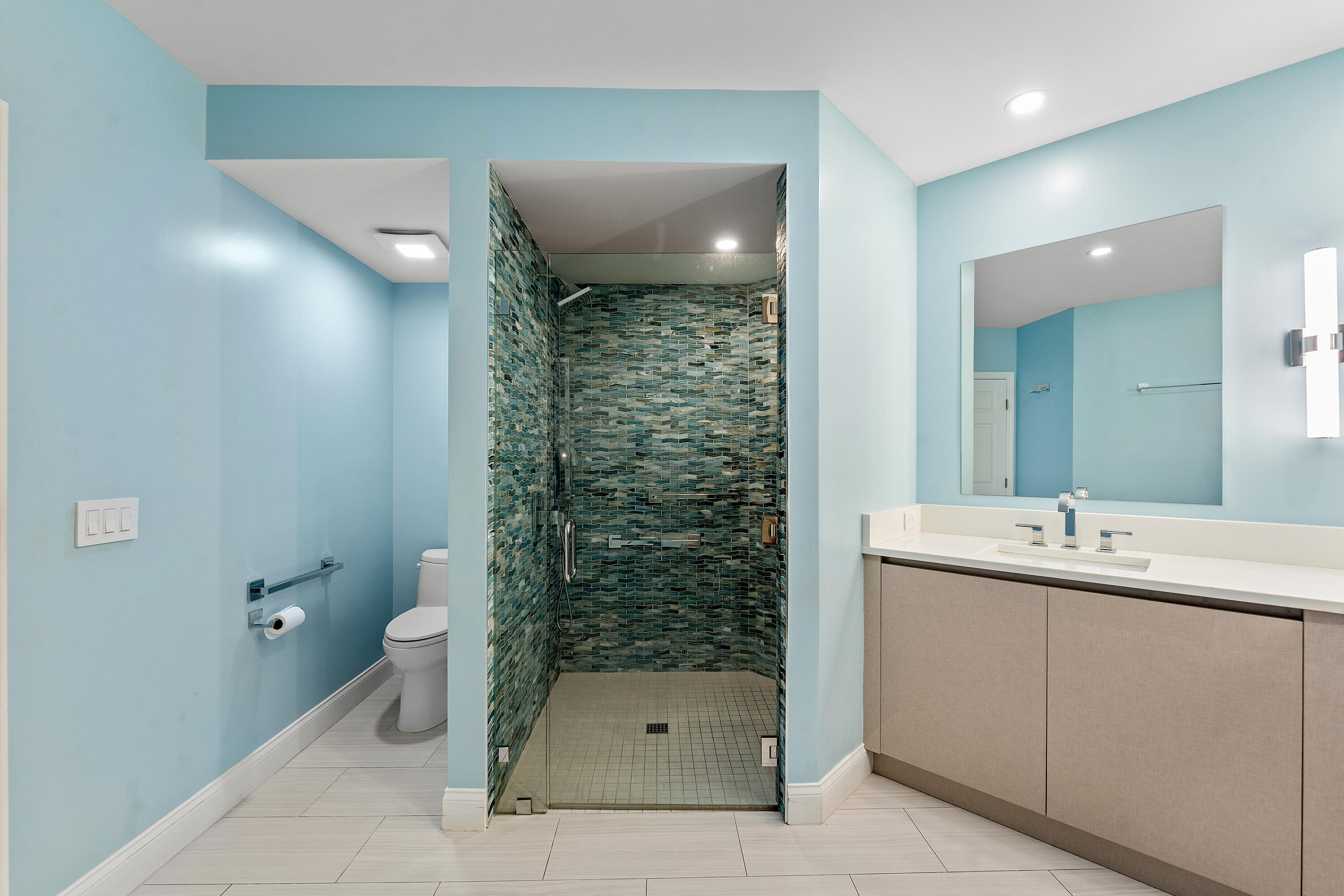 LANDINGS OF DELRAY BEACH CONDO - Residential