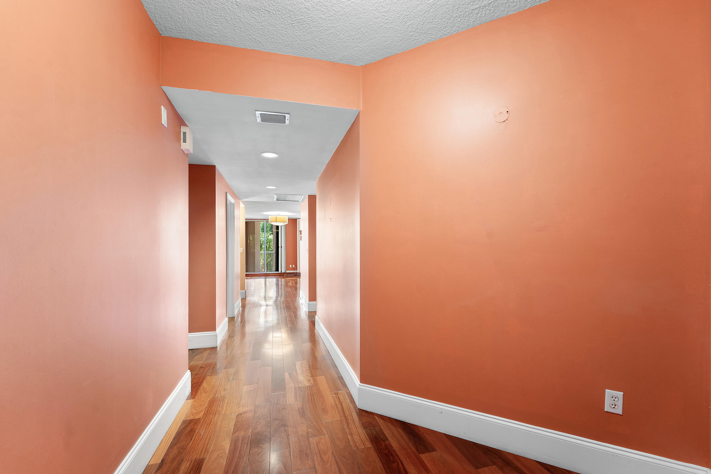 LANDINGS OF DELRAY BEACH CONDO - Residential