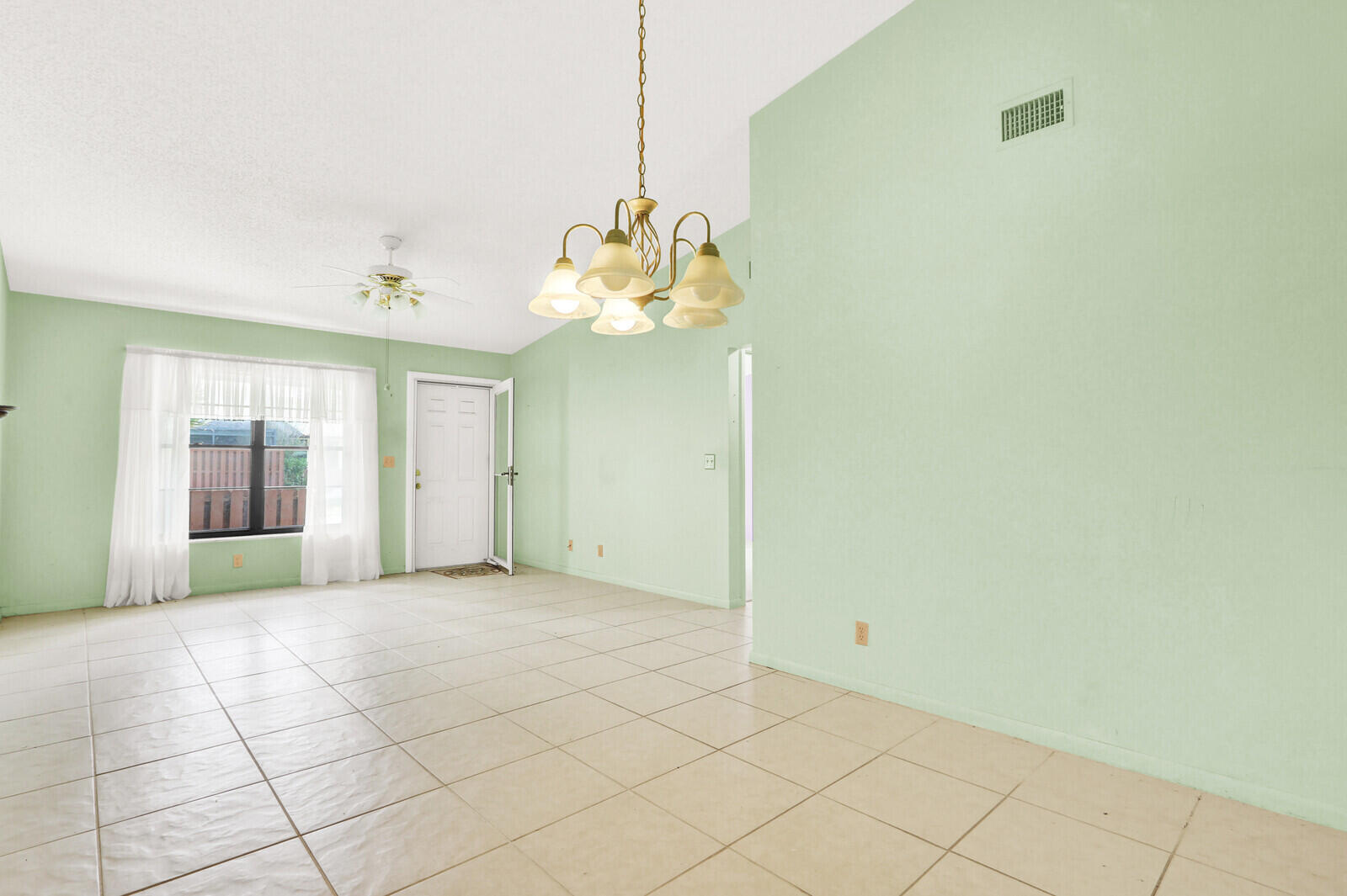 VILLAS OF HOBE SOUND CONDO - Residential