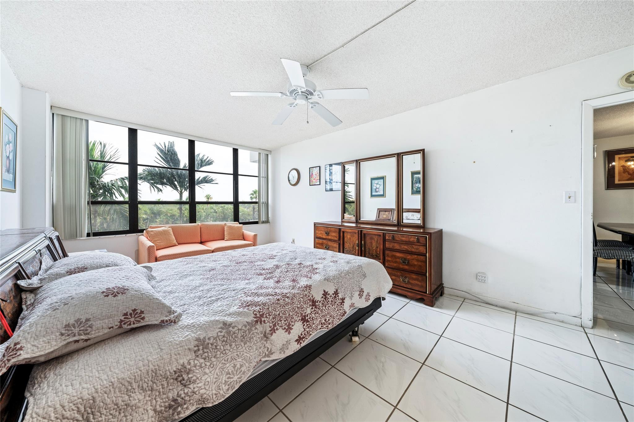 Olympus Condo - Residential