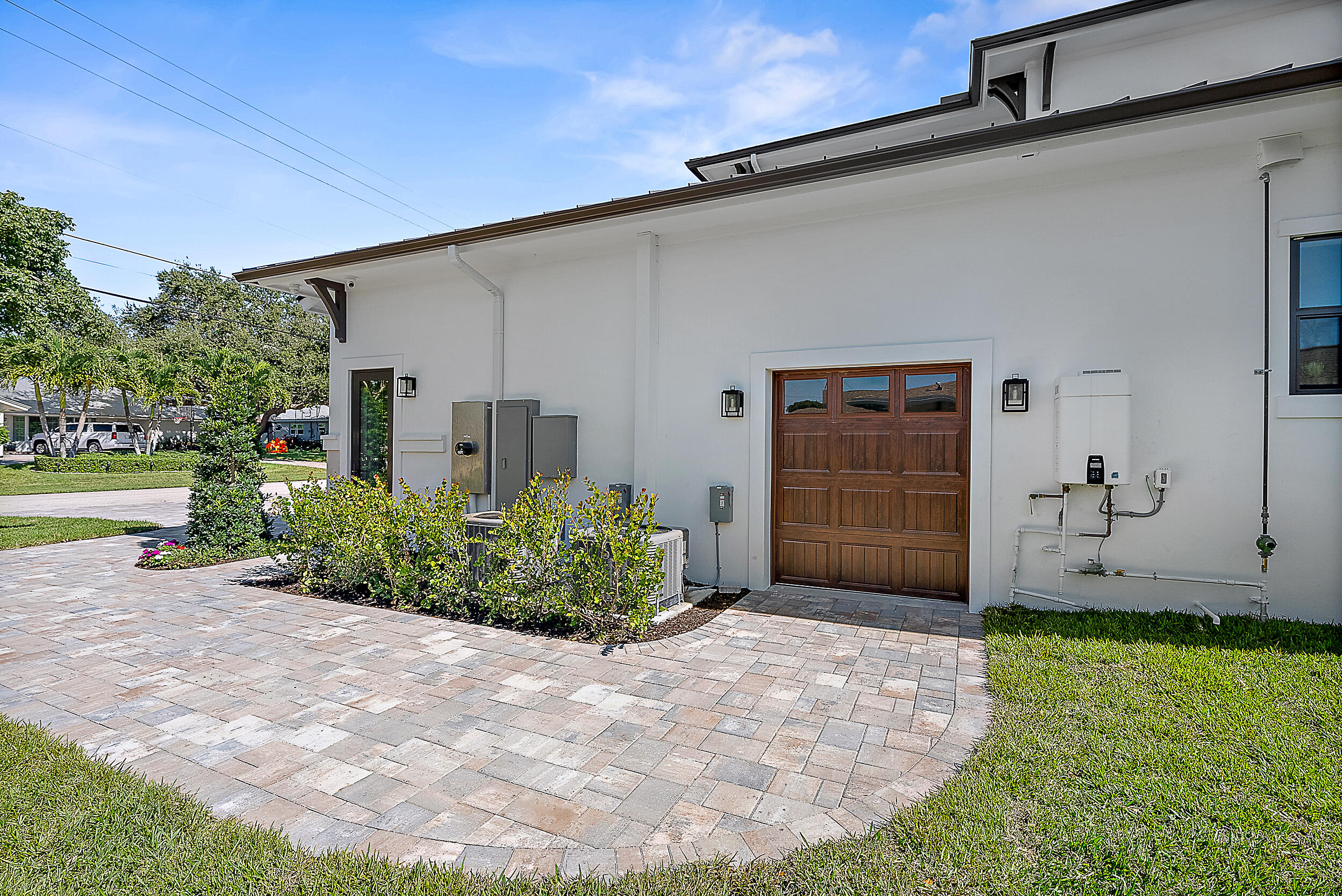 Tequesta Country Club - Residential