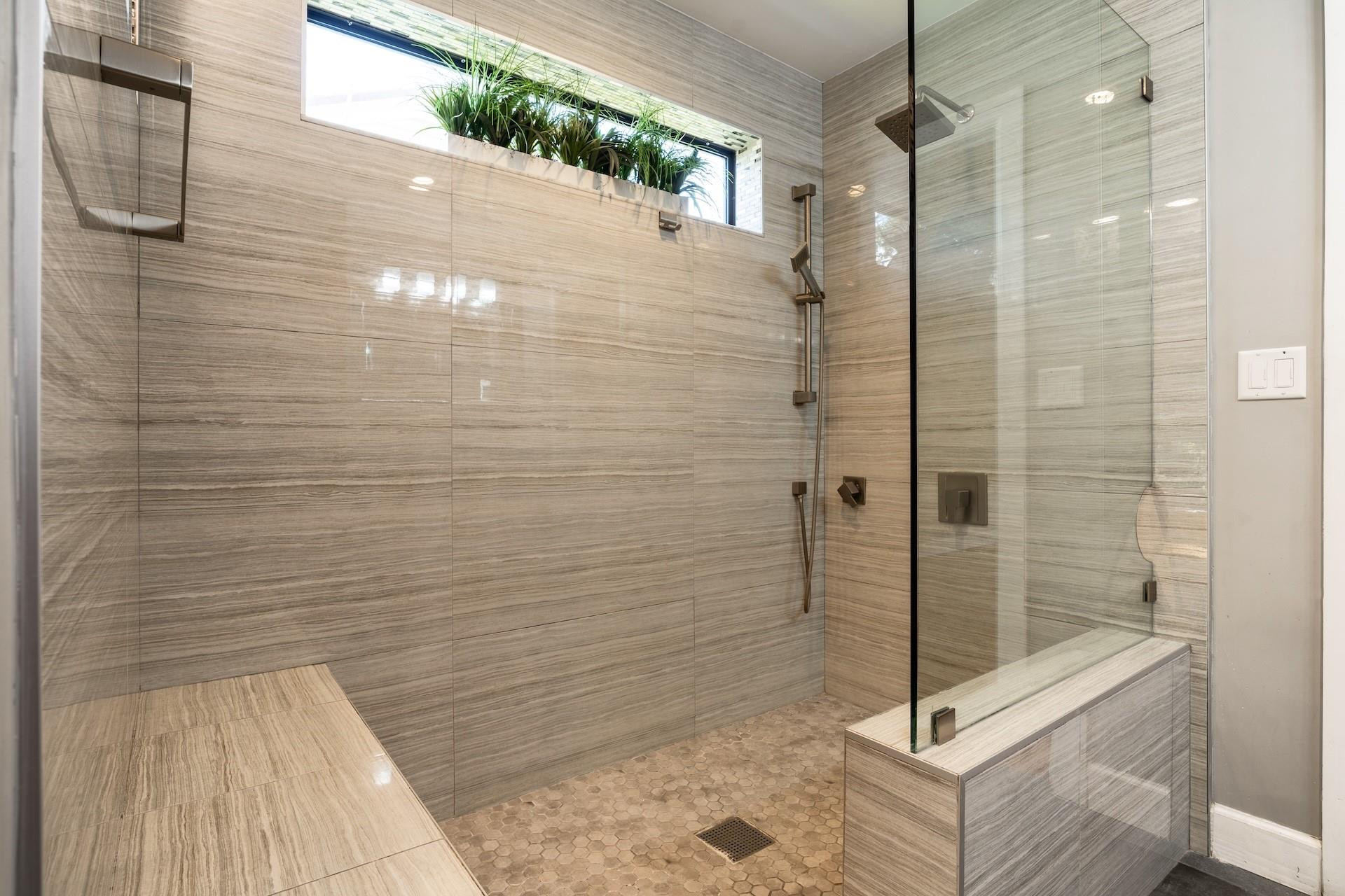 OAK RIDGE AMEN PLAT - Residential Lease