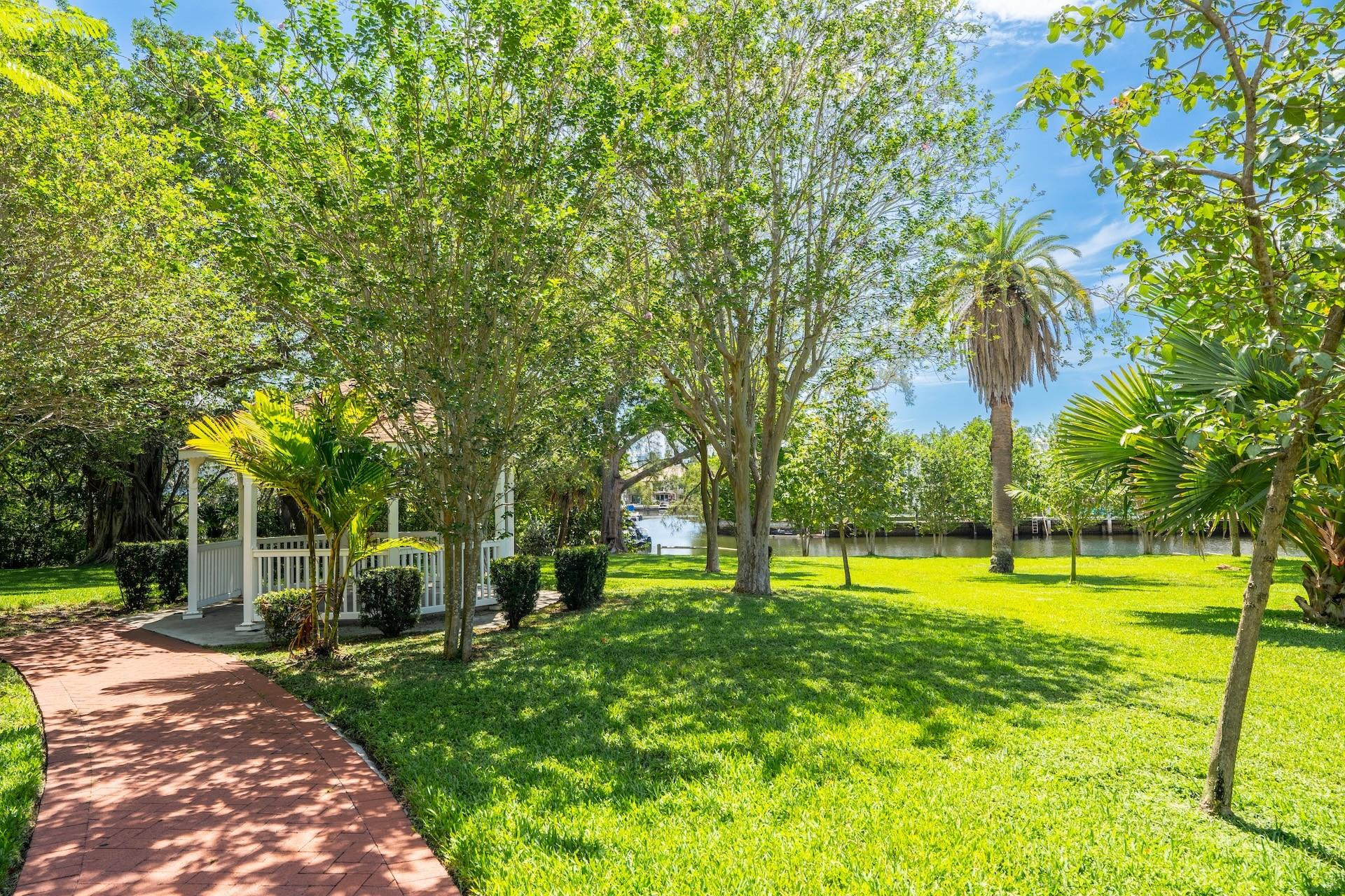 OAK RIDGE AMEN PLAT - Residential Lease