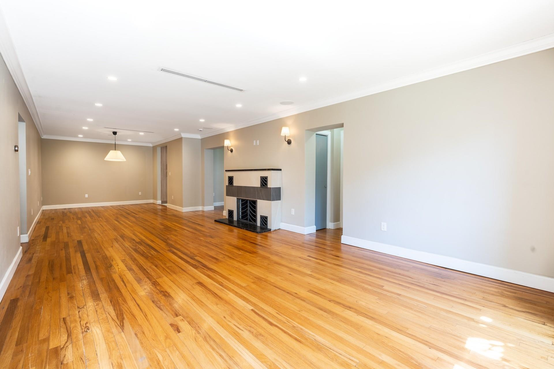 OAK RIDGE AMEN PLAT - Residential Lease