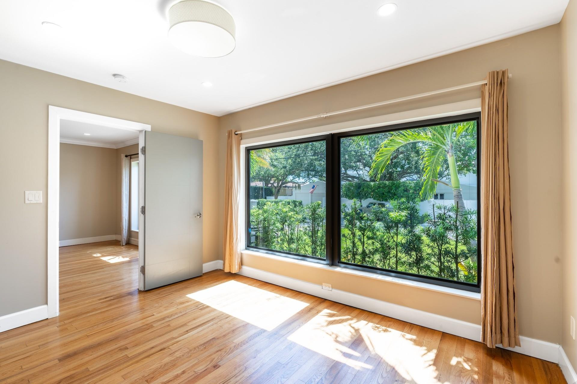 OAK RIDGE AMEN PLAT - Residential Lease