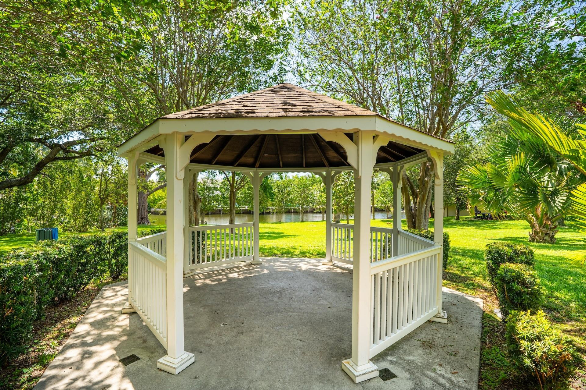 OAK RIDGE AMEN PLAT - Residential Lease