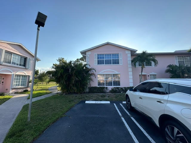 CHARTER CLUB OF PALM BEACH - Residential