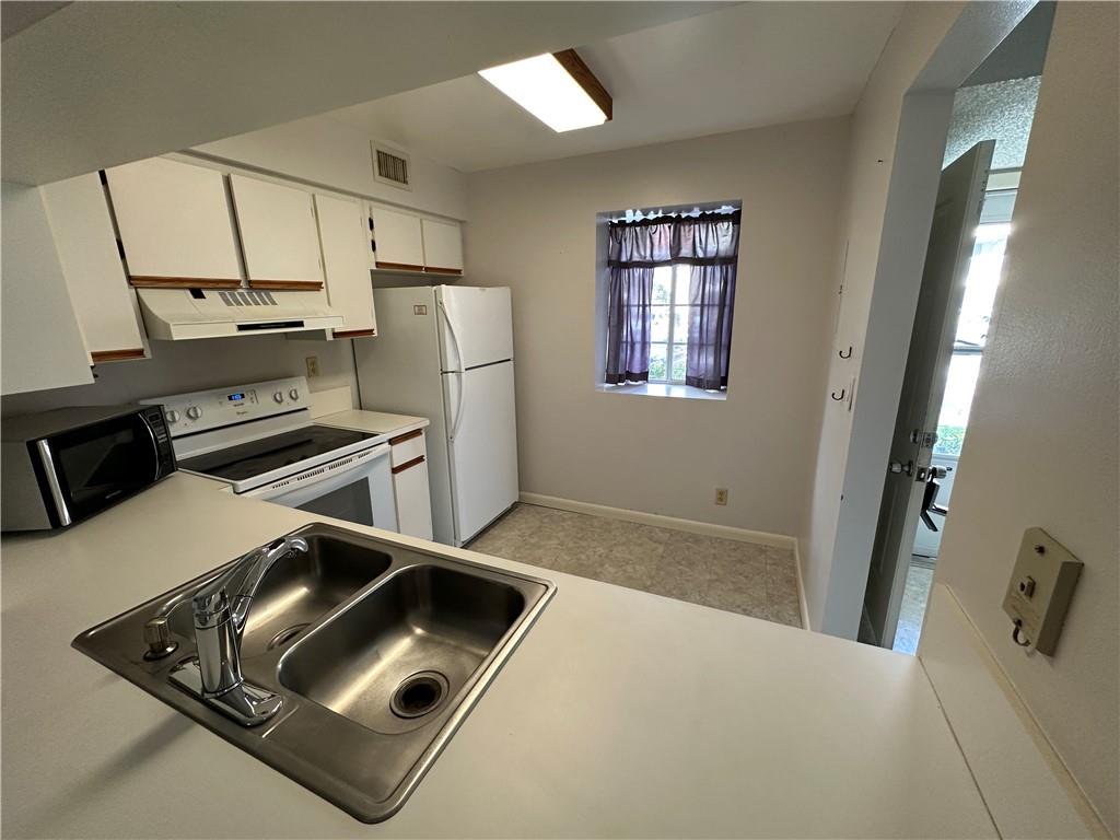 LaBonne Vie at Palm Aire - Residential