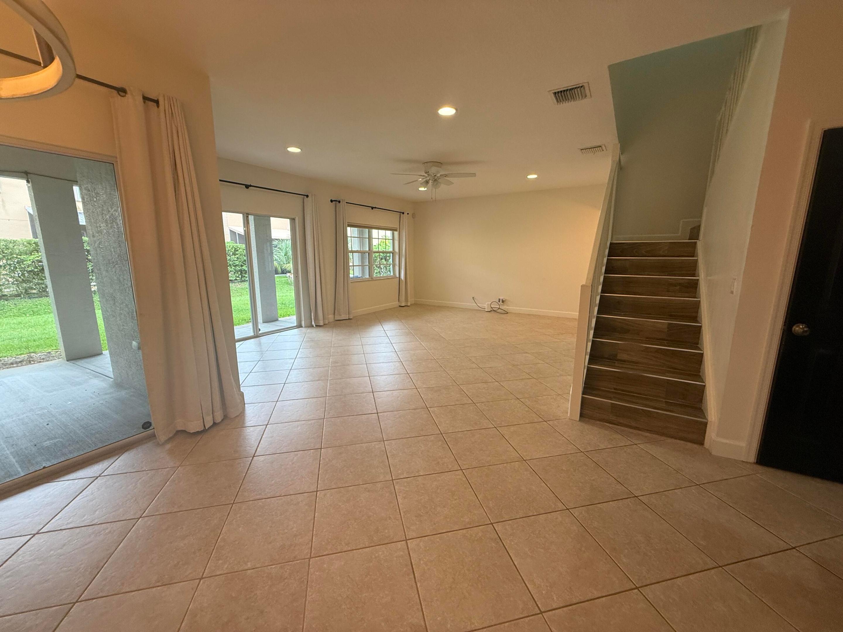 OWL POINTE CONDO - Residential Lease