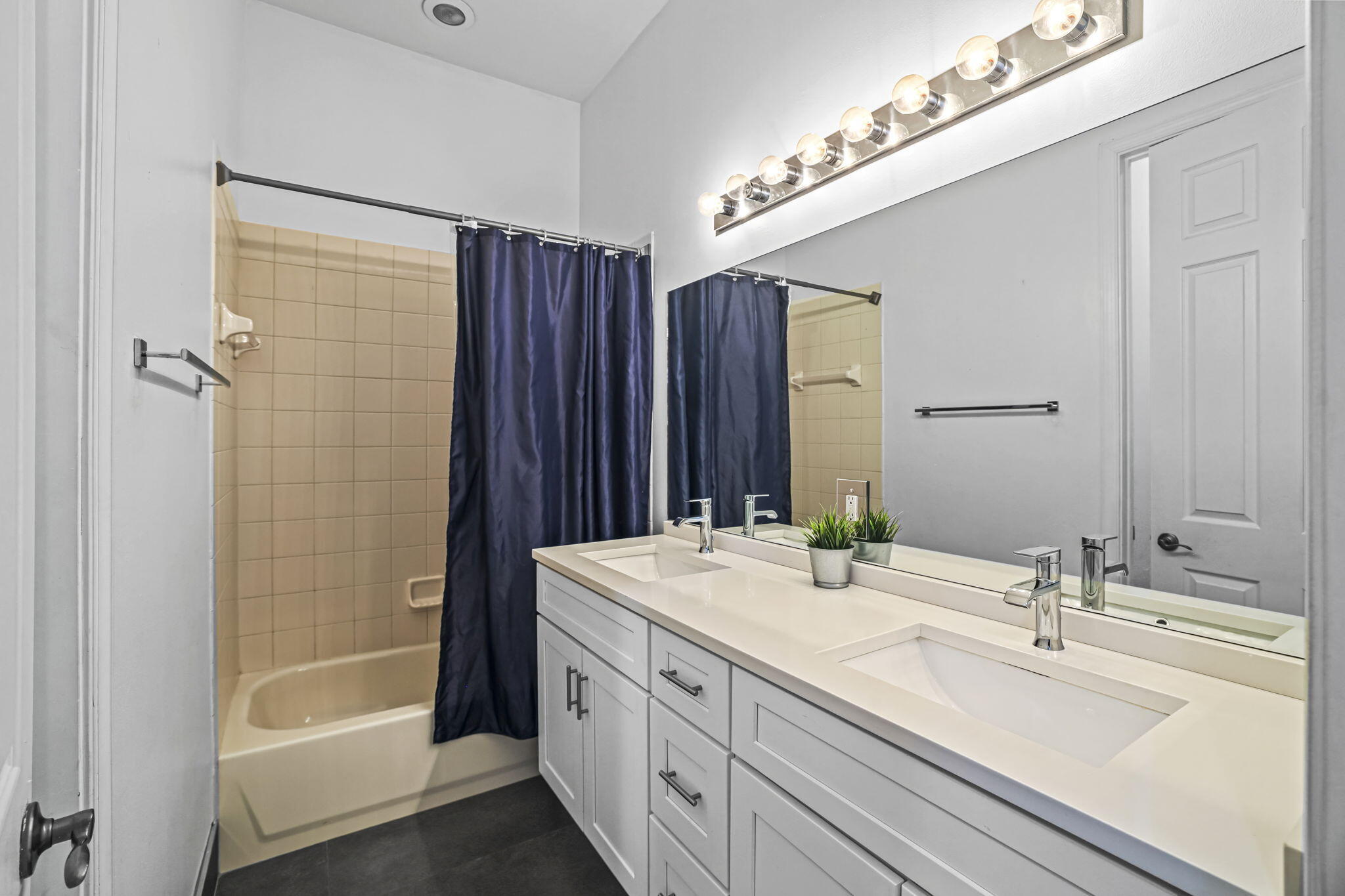 TERRACINA JOHNSON PROPERTY - Residential
