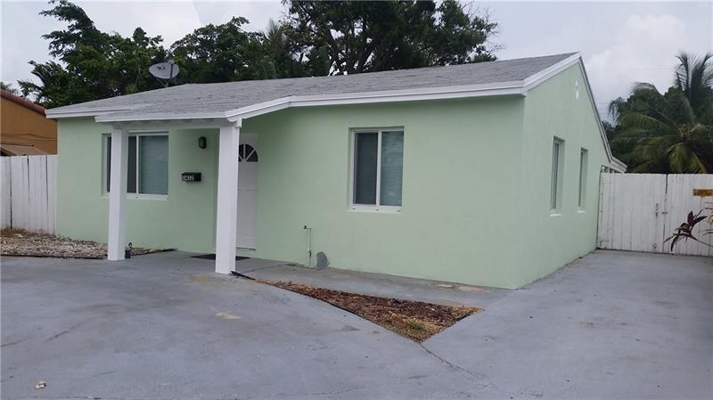 3/1 HOME REMODELED IN 2016, OPEN FLOOR PLAN KITCHEN WITH S.S. APPLIANCES AND GRANITE COUNTER TOPS, BATHROOM ALSO REMODELED IN 2016. LAMINATE WOOD FLOORS IN LIVING AREAS AND TILE FLOOR IN BATHROOM. INSIDE LAUNDRY ROOM, NICE COVER PATIO/TERRAZA. FENCED BACK YARD. ROOF NEW IN 2016, IMPACT WINDOWS THROUGH THE ENTIRE HOME. CIRCLE DRIVEWAY. HOME LOCATED A WALKING DISTANCE TO WILTON MANORS, BARS RESTAURANTS AND ENTERTAINING, GREAT LOCATION IN THE GROWING PROGRESSO AREA. MOVE IN OR USE IT AS INVESTMENT, CLOSE TO FORT LAUDERDALE DOWNTOWN AREA.