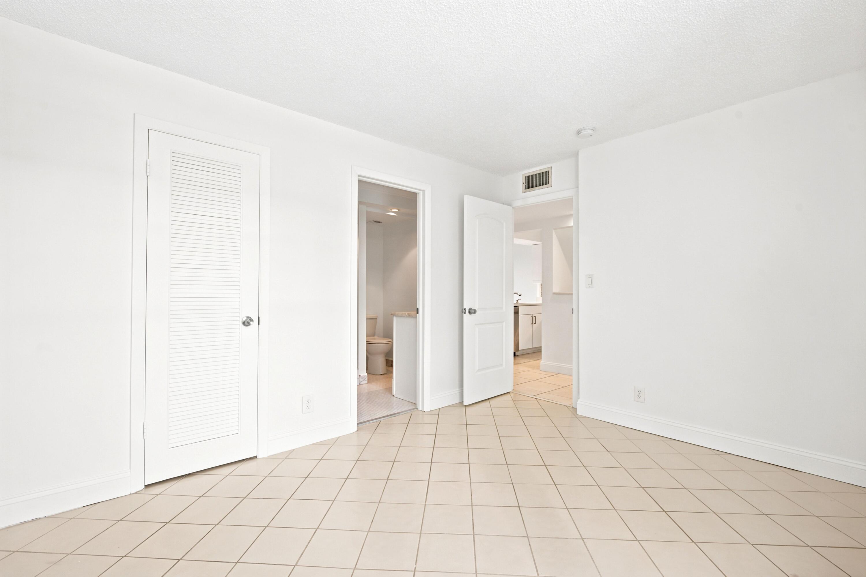 BOCA BAYOU CONDO - Residential