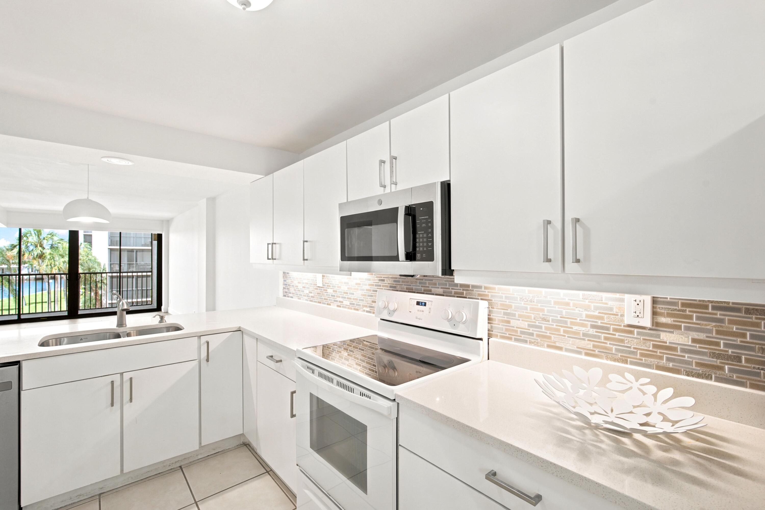 BOCA BAYOU CONDO - Residential