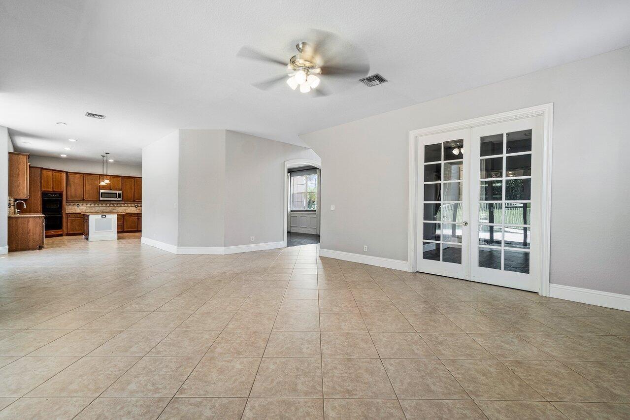 ISLES AT WELLINGTON 8 - Residential