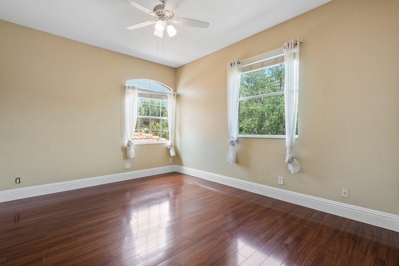 ISLES AT WELLINGTON 8 - Residential