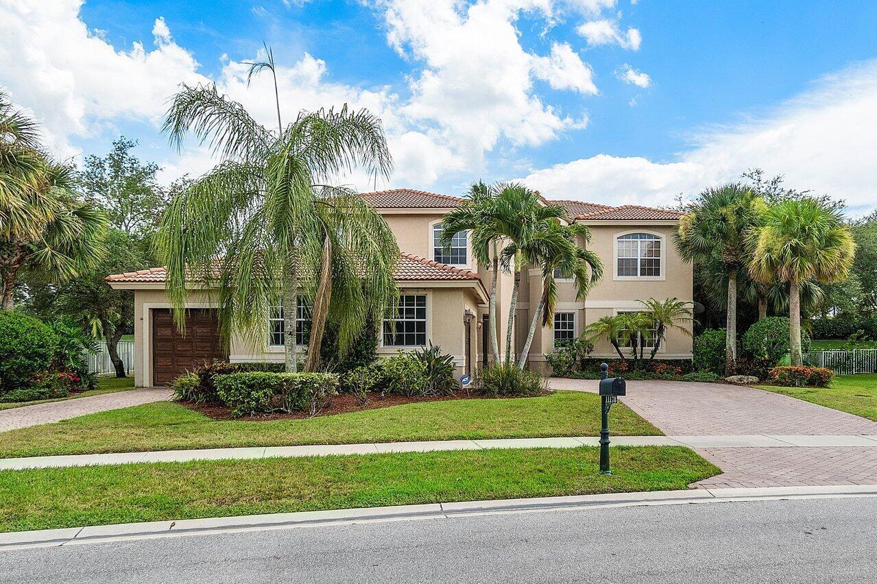 ISLES AT WELLINGTON 8 - Residential