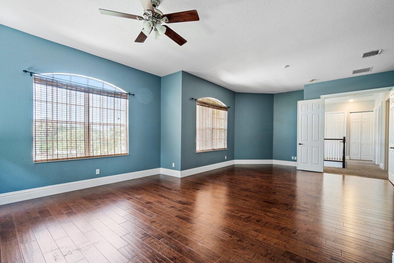 ISLES AT WELLINGTON 8 - Residential