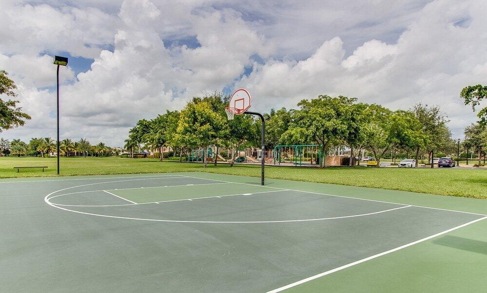 ISLES AT WELLINGTON 8 - Residential