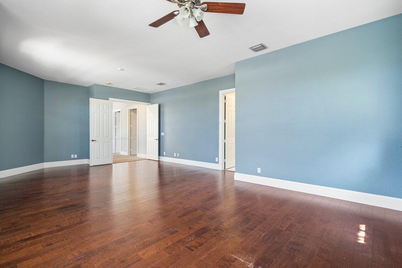 ISLES AT WELLINGTON 8 - Residential