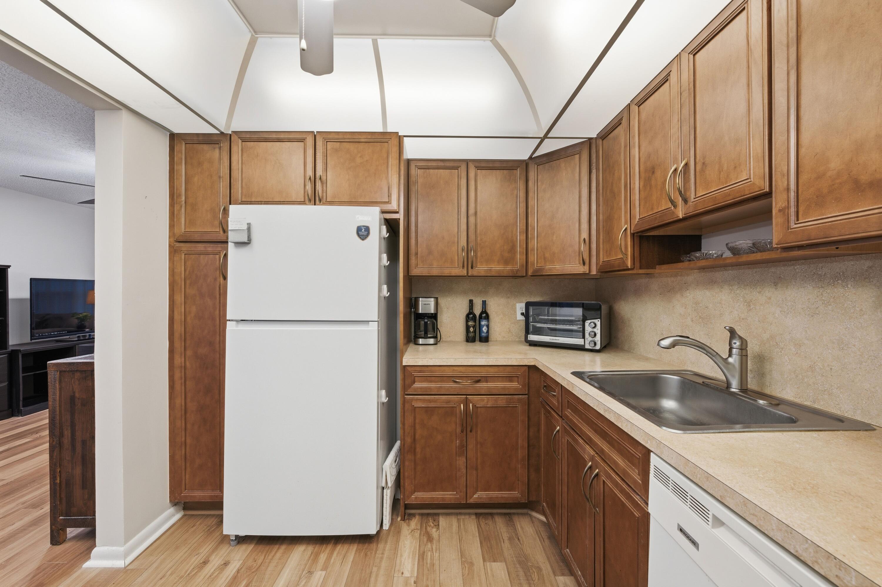 GREENBRIER CONDO - Residential