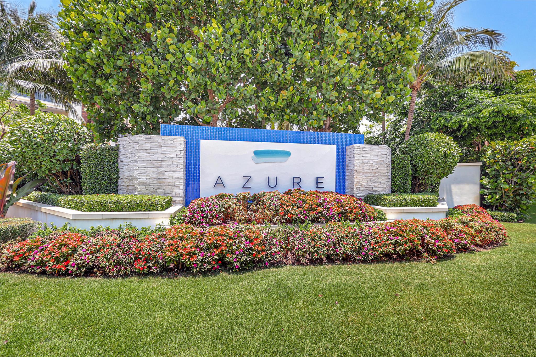 AZURE CONDO - Residential