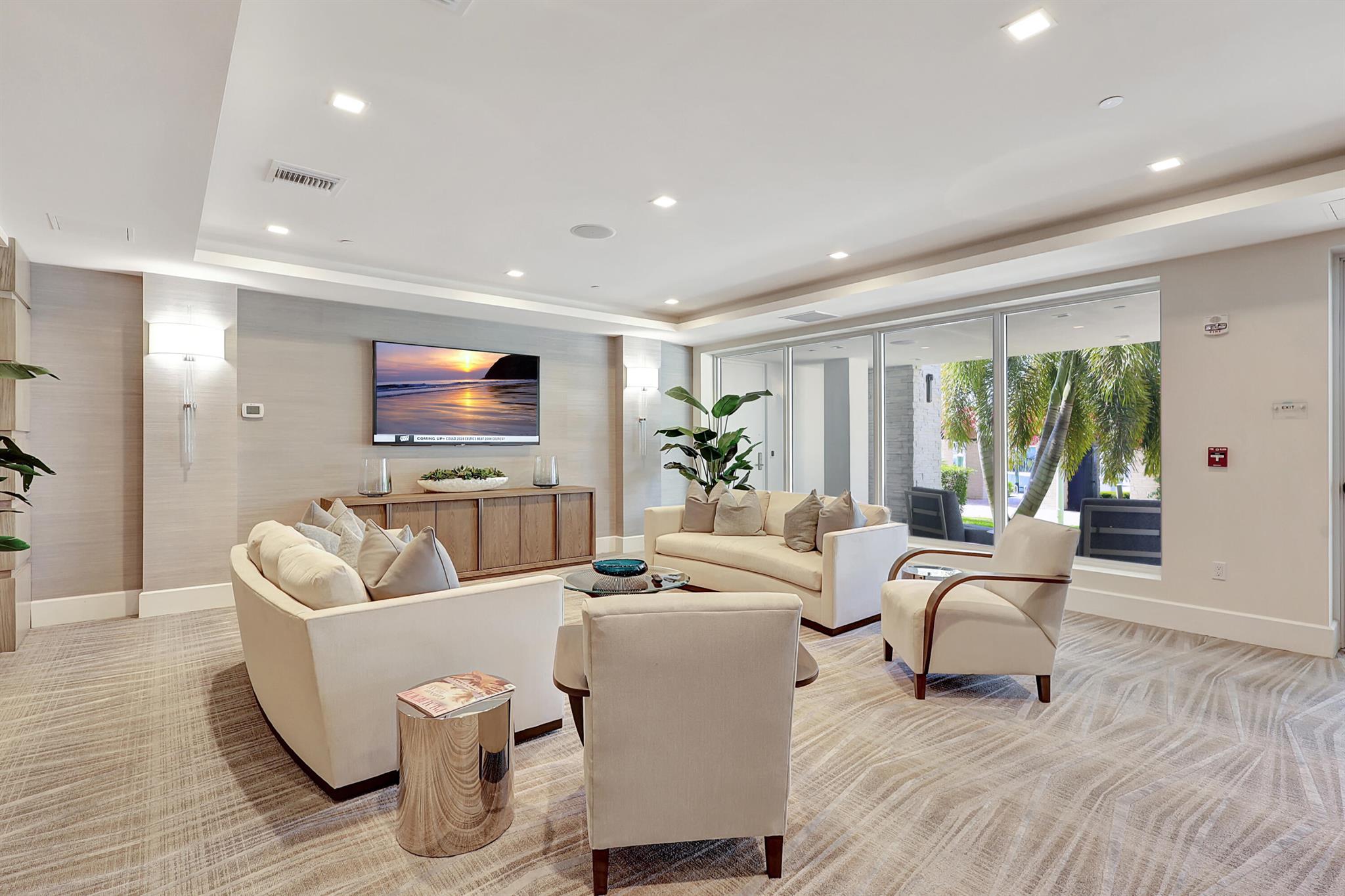 AZURE CONDO - Residential