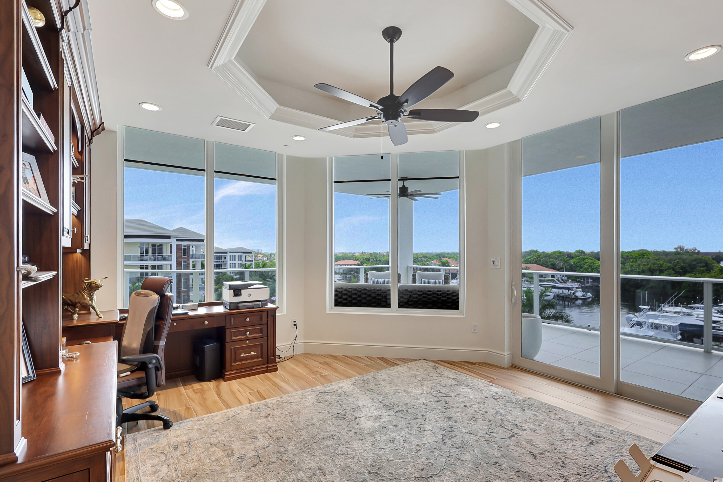AZURE CONDO - Residential