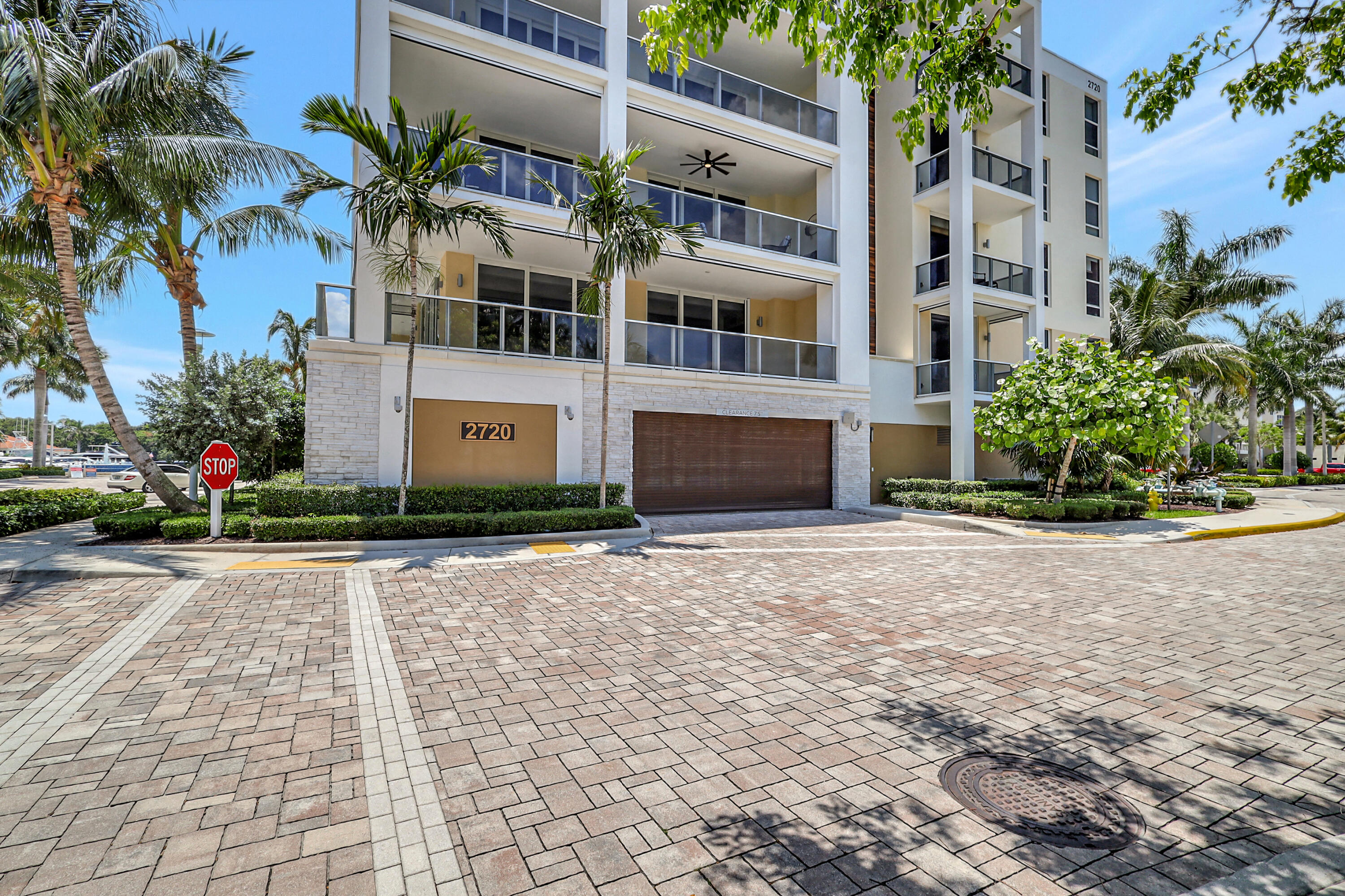 AZURE CONDO - Residential