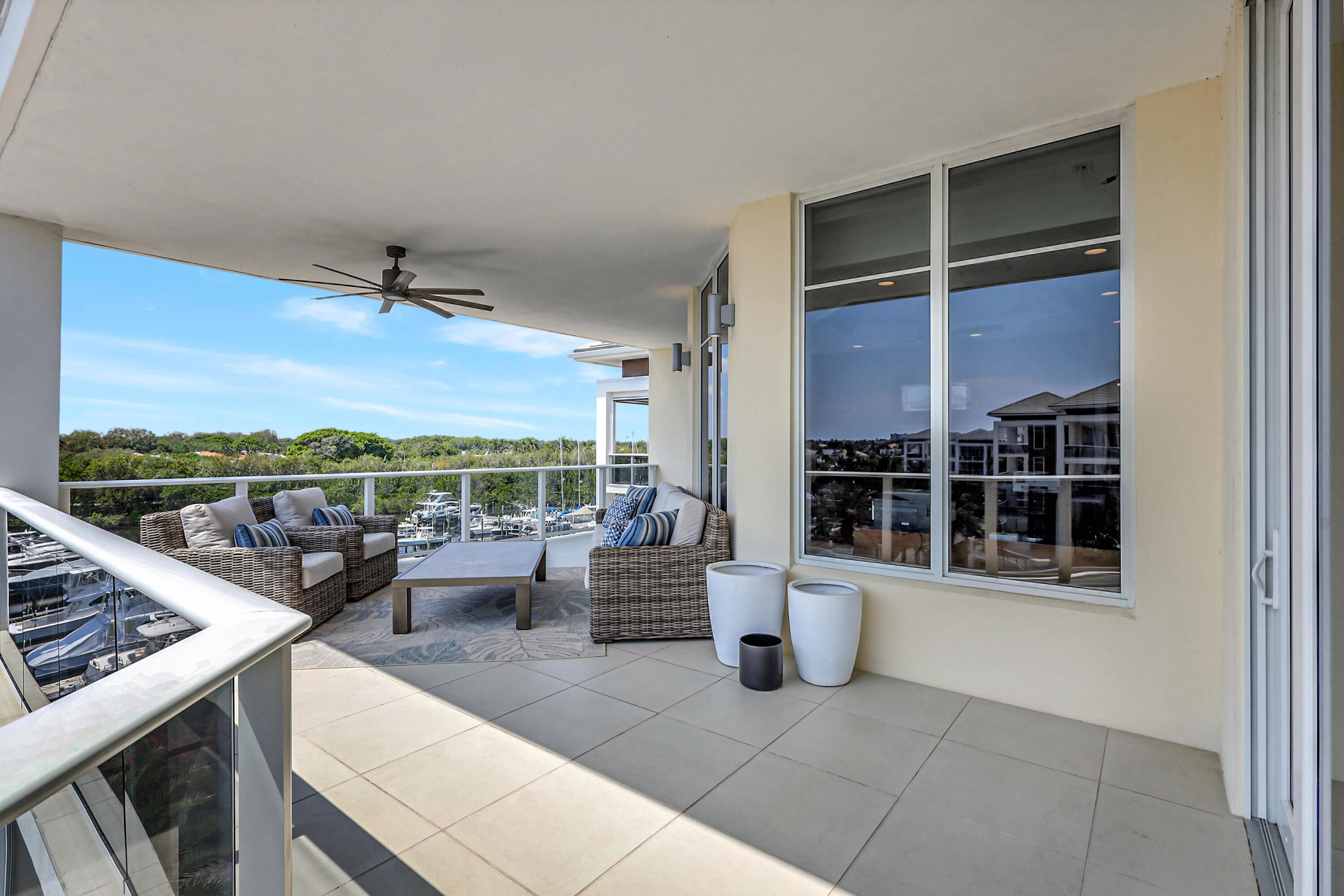 AZURE CONDO - Residential