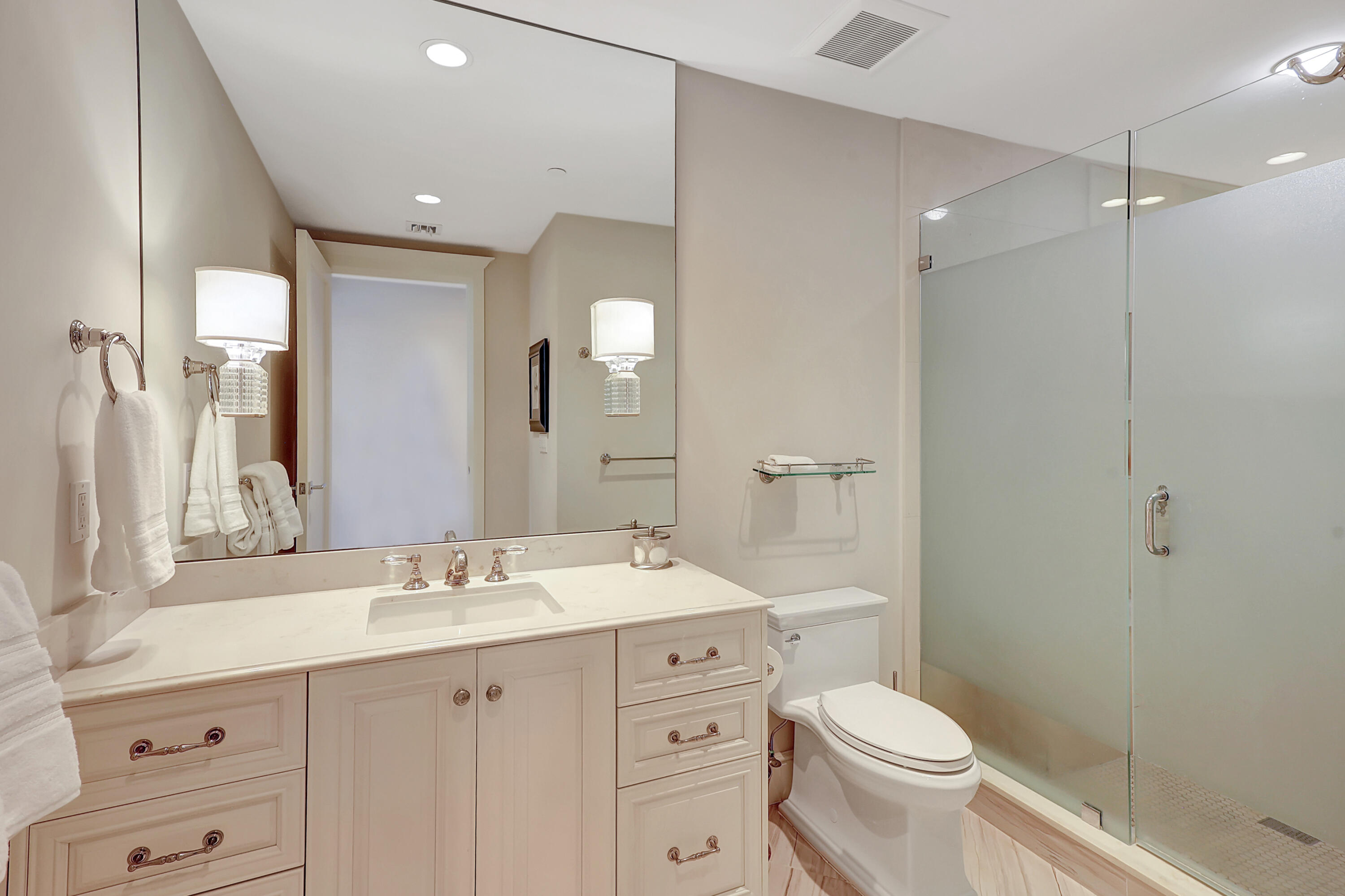 AZURE CONDO - Residential