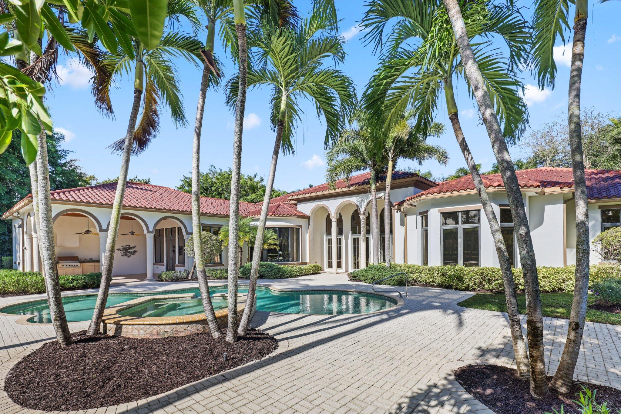 VINTAGE OAKS - Residential