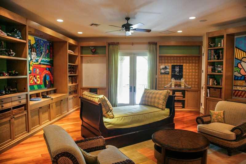 HARBORAGE ISLE - Residential
