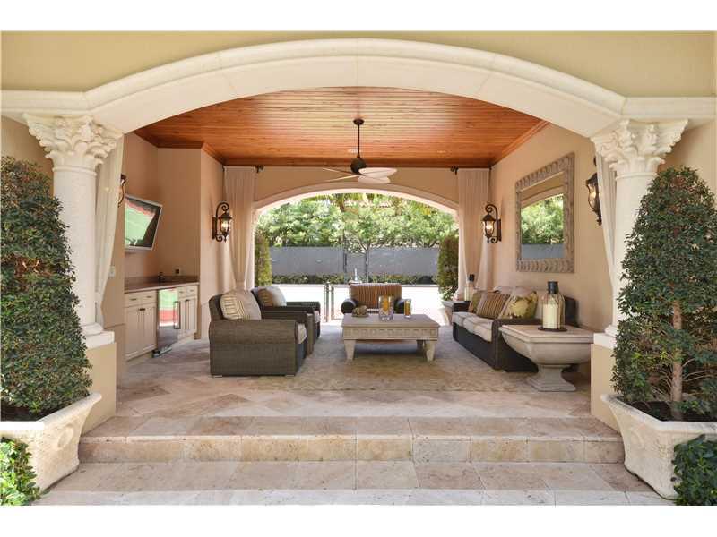 HARBORAGE ISLE - Residential