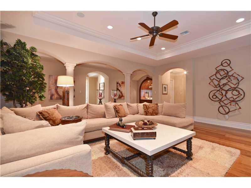 HARBORAGE ISLE - Residential