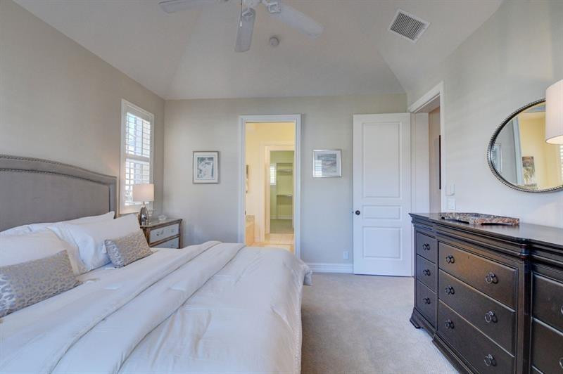 Mallory Square - Residential Lease