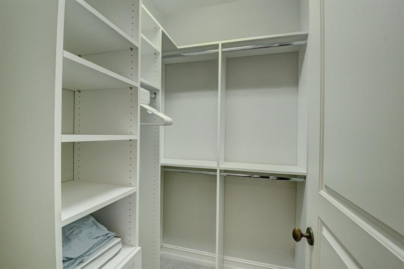 Mallory Square - Residential Lease