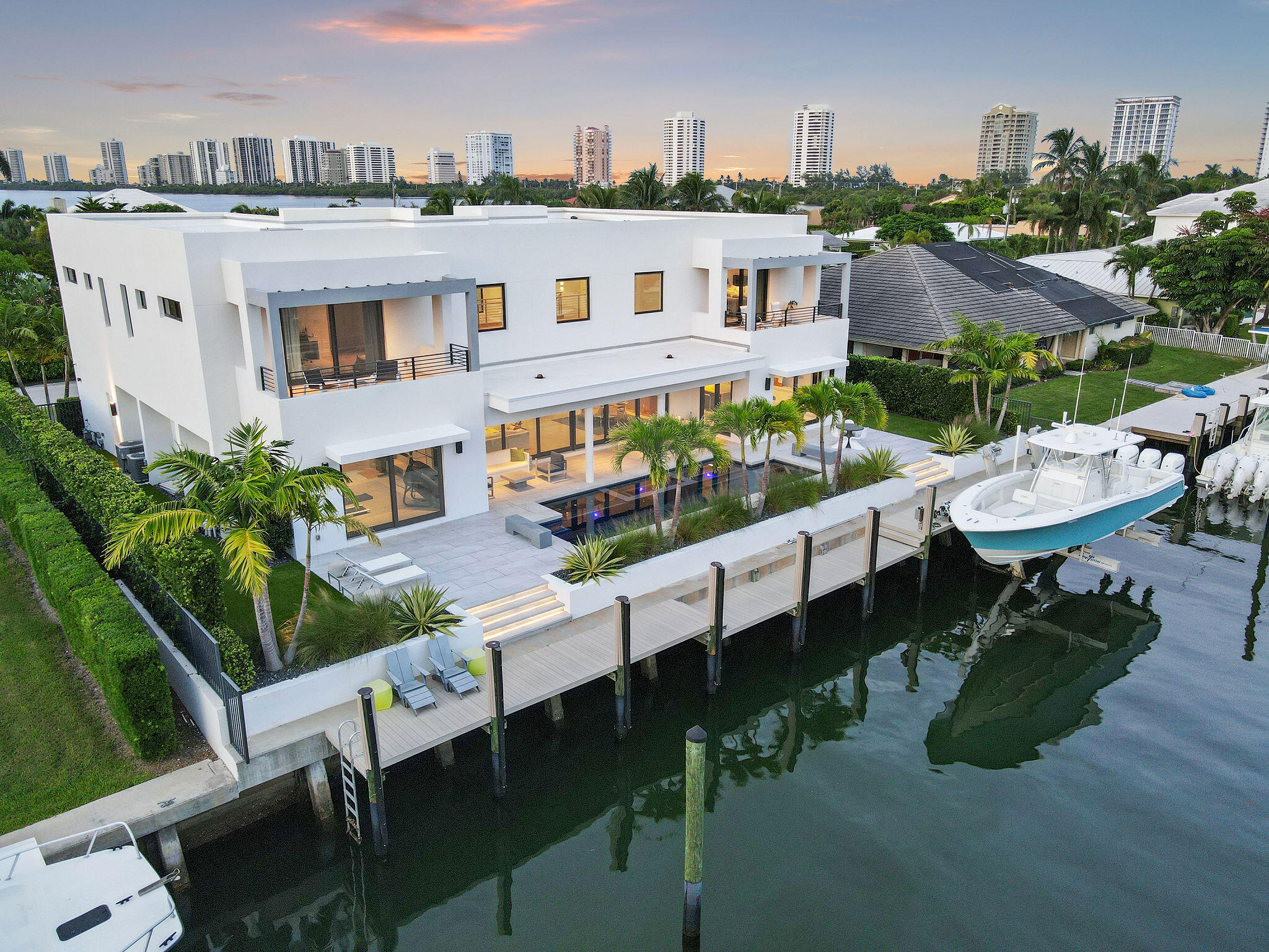 PALM BEACH ISLES 3 - Residential