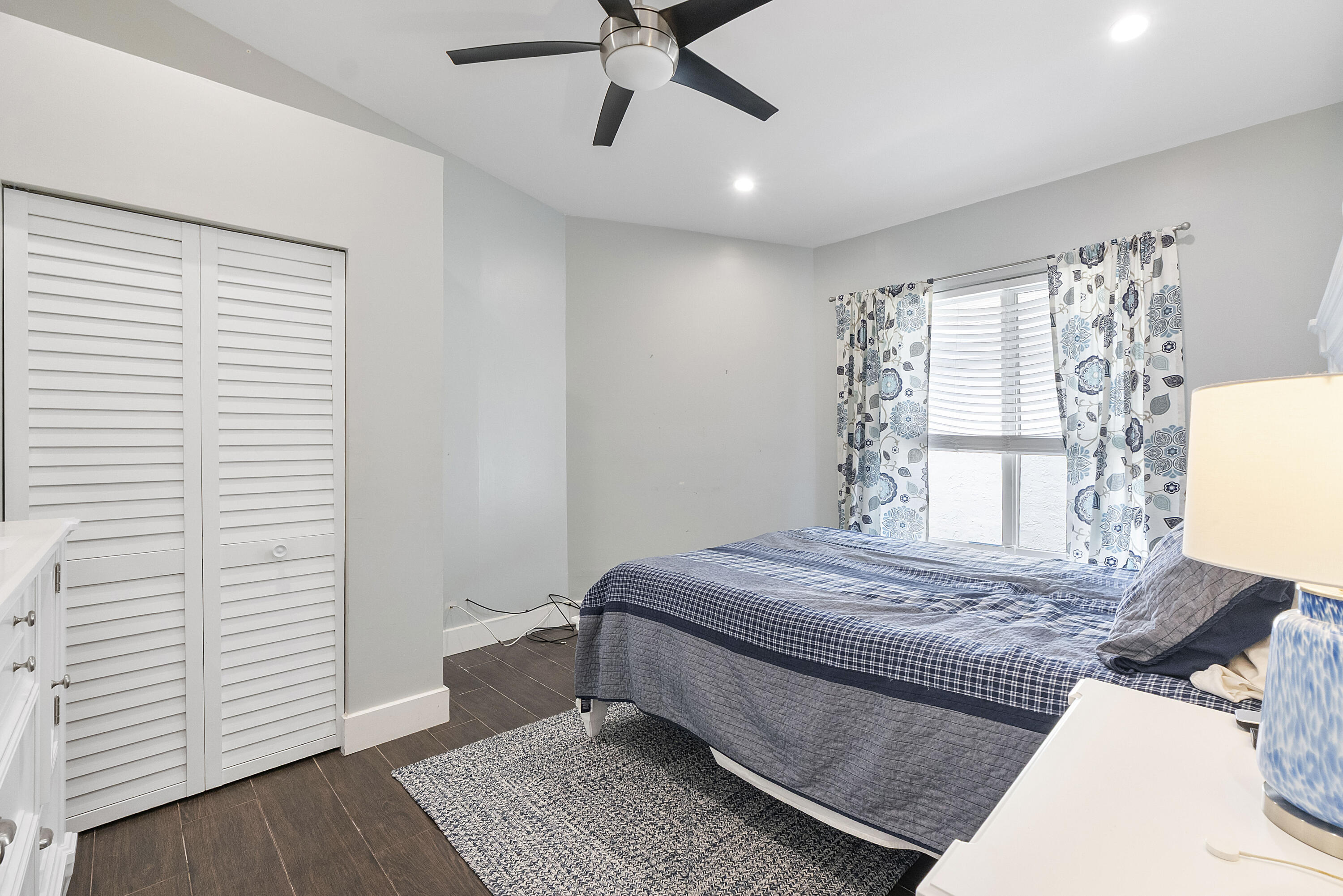 LAKEVIEW HOMES AT CENTURA PARC - Residential