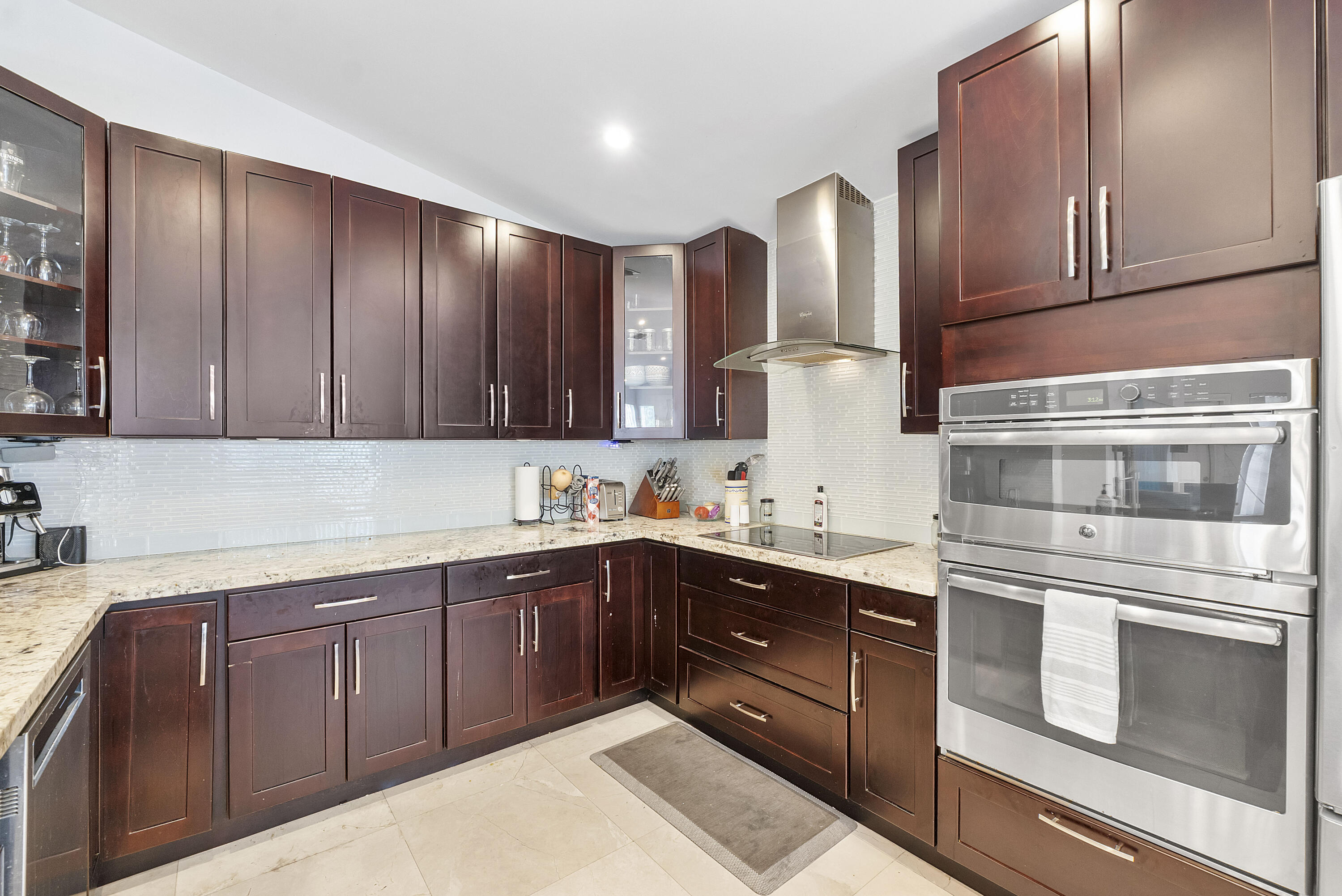 LAKEVIEW HOMES AT CENTURA PARC - Residential