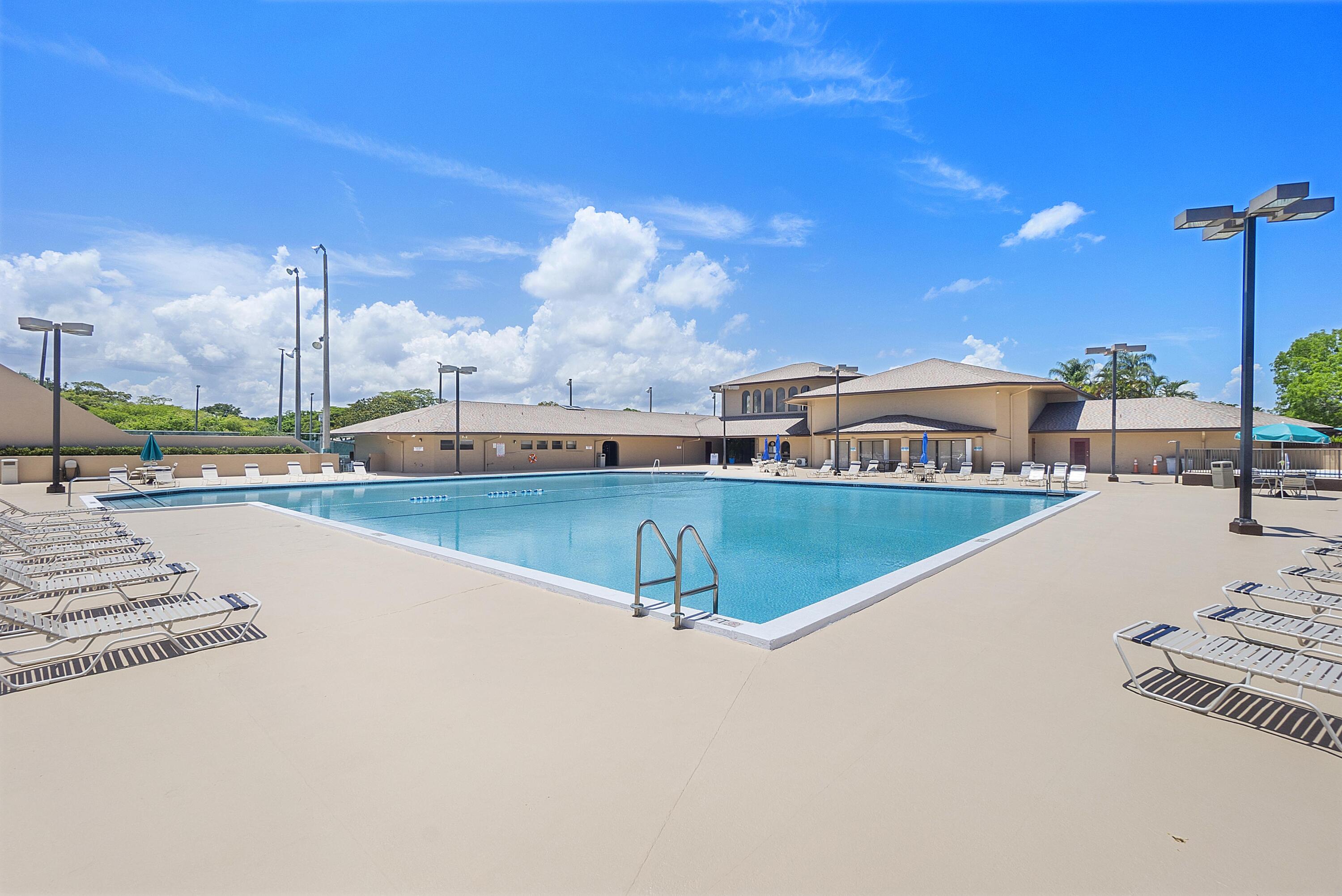 LAKEVIEW HOMES AT CENTURA PARC - Residential