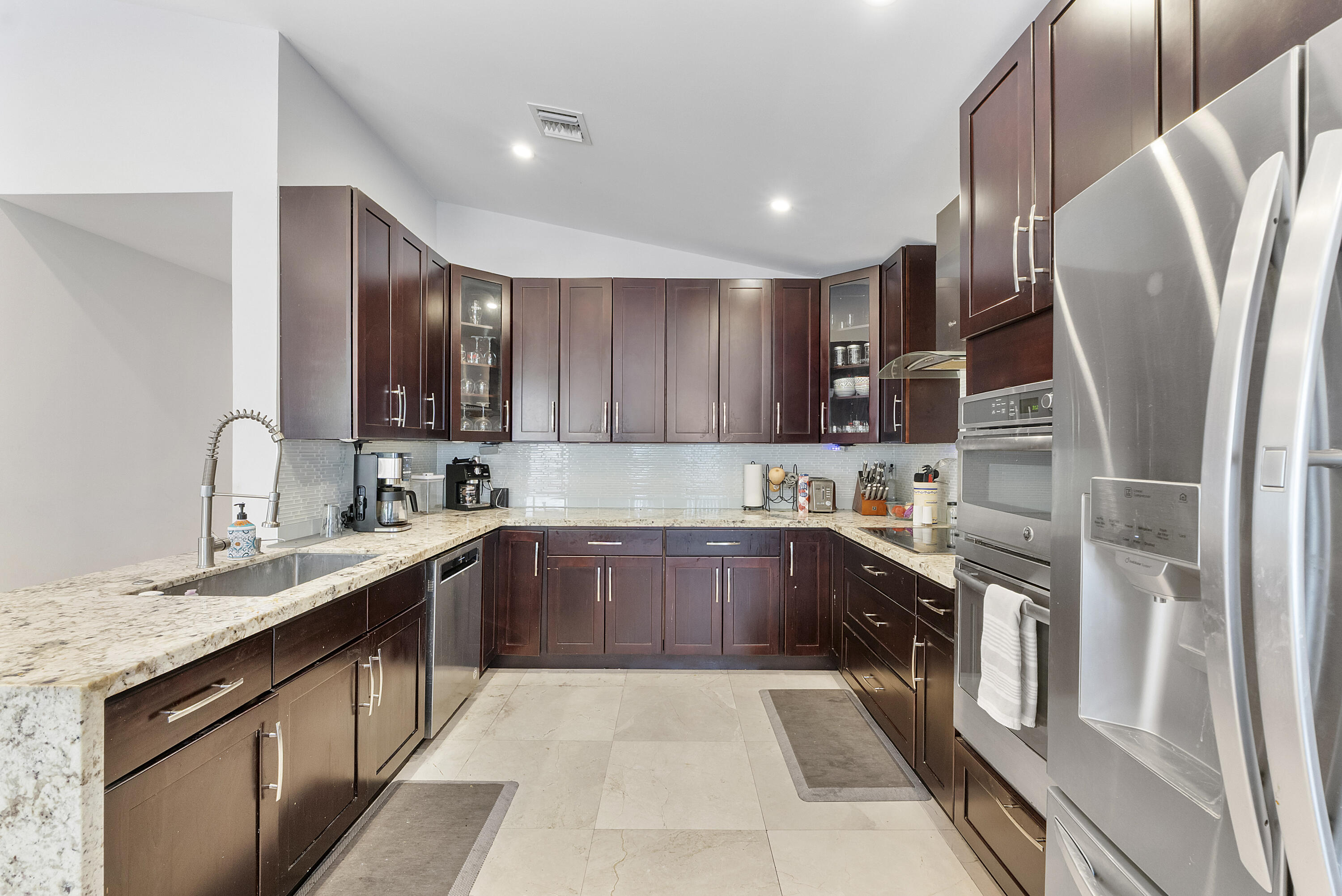 LAKEVIEW HOMES AT CENTURA PARC - Residential