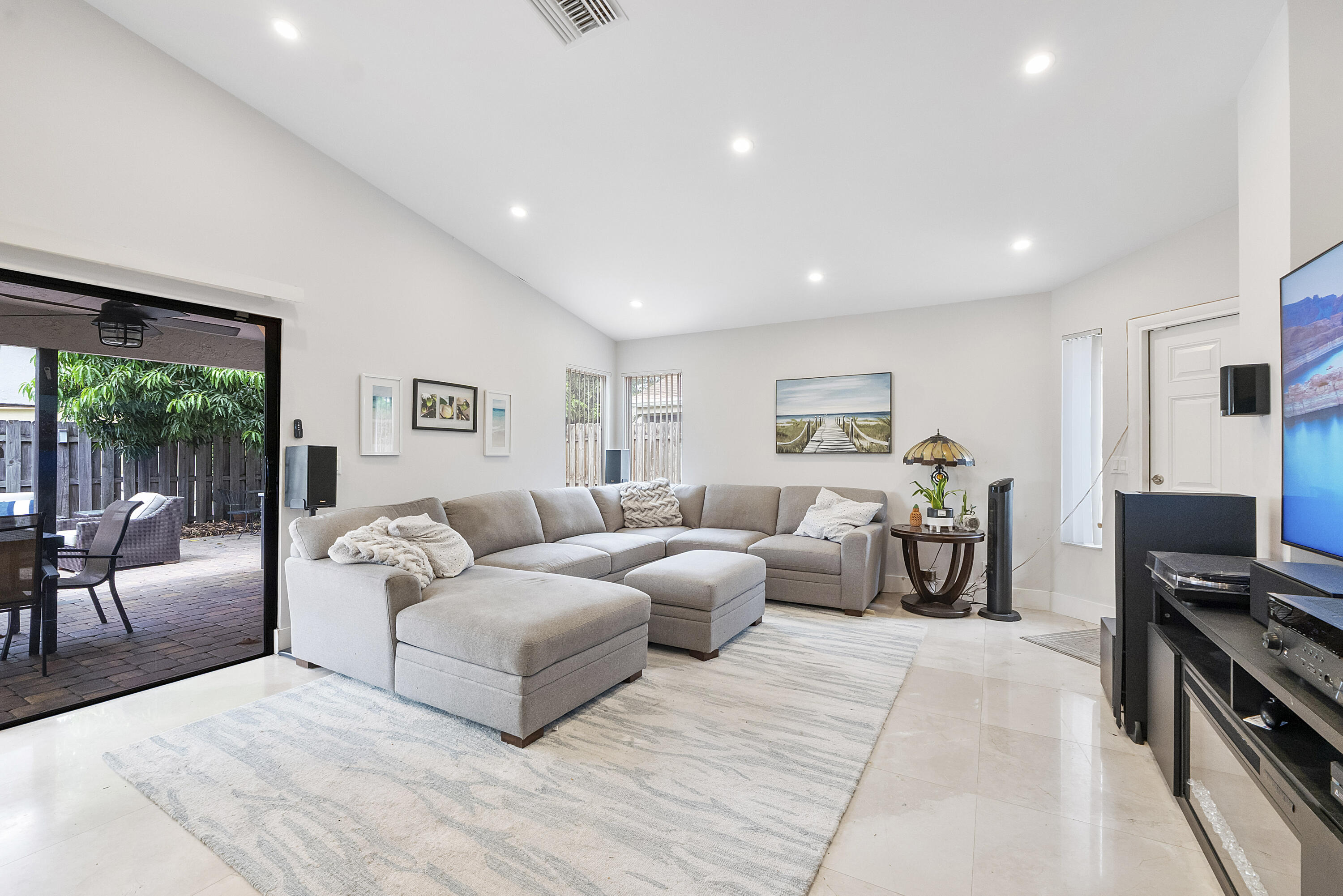 LAKEVIEW HOMES AT CENTURA PARC - Residential