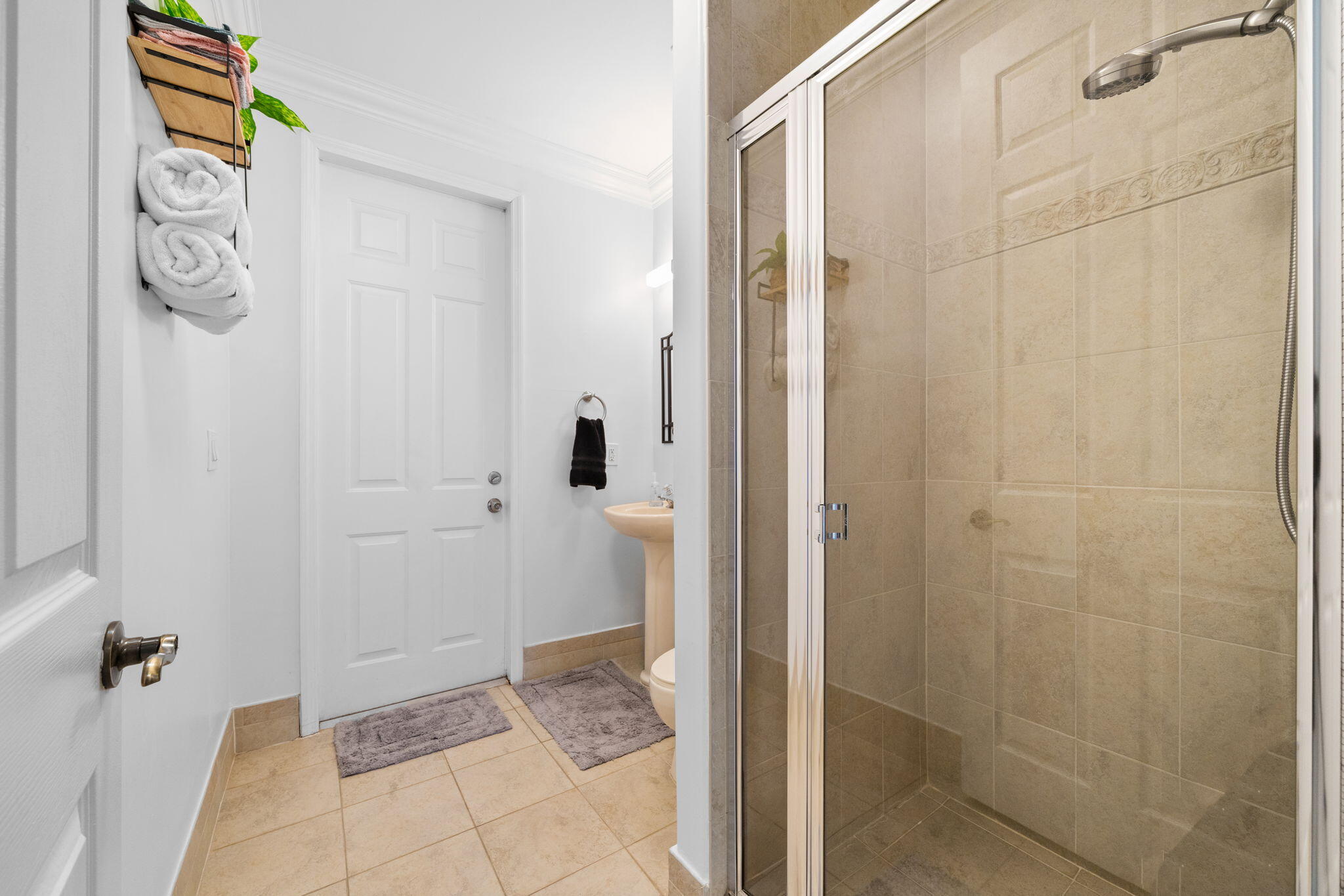 HARBOUR LAKES ESTATES - Residential