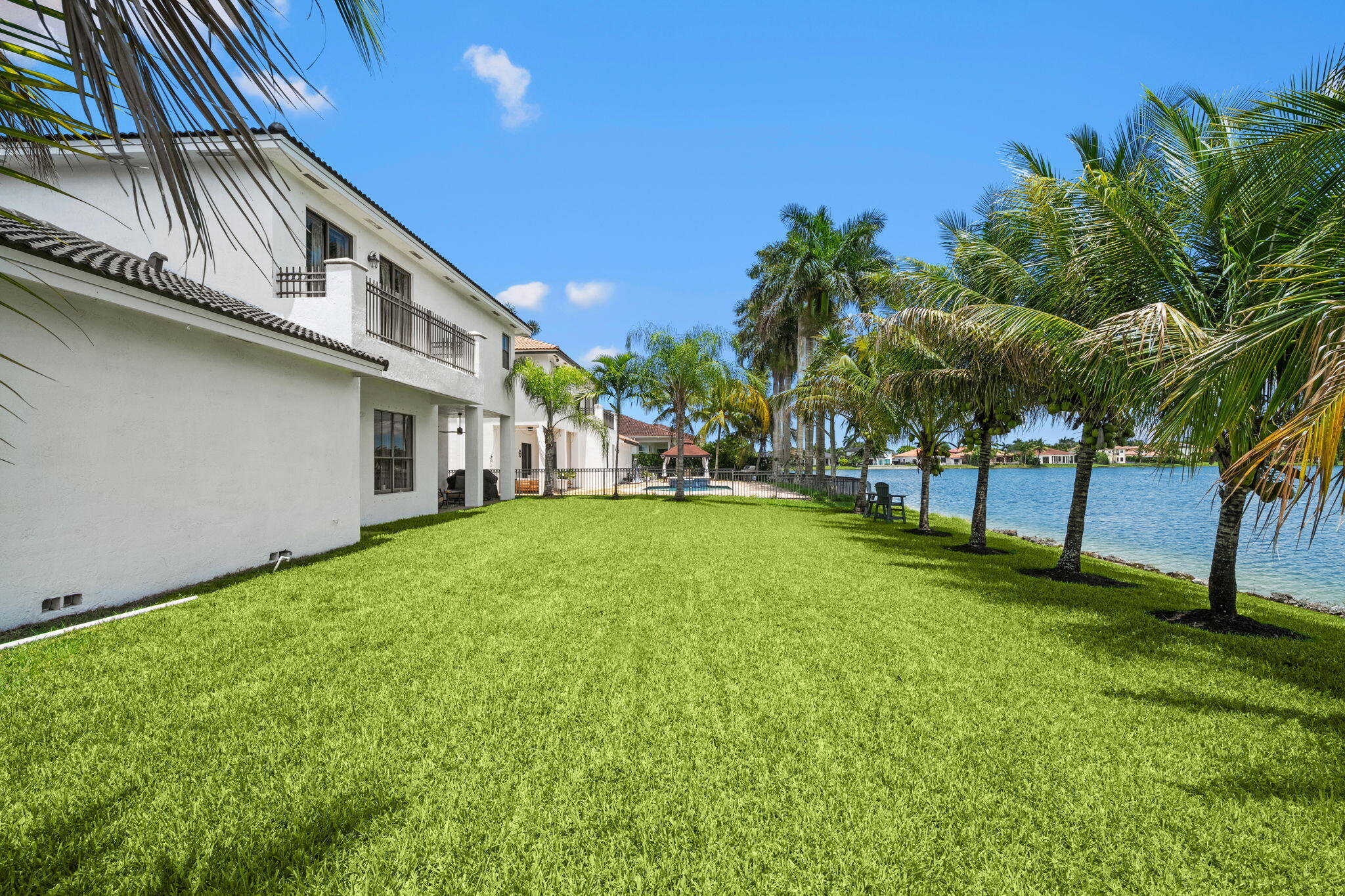 HARBOUR LAKES ESTATES - Residential
