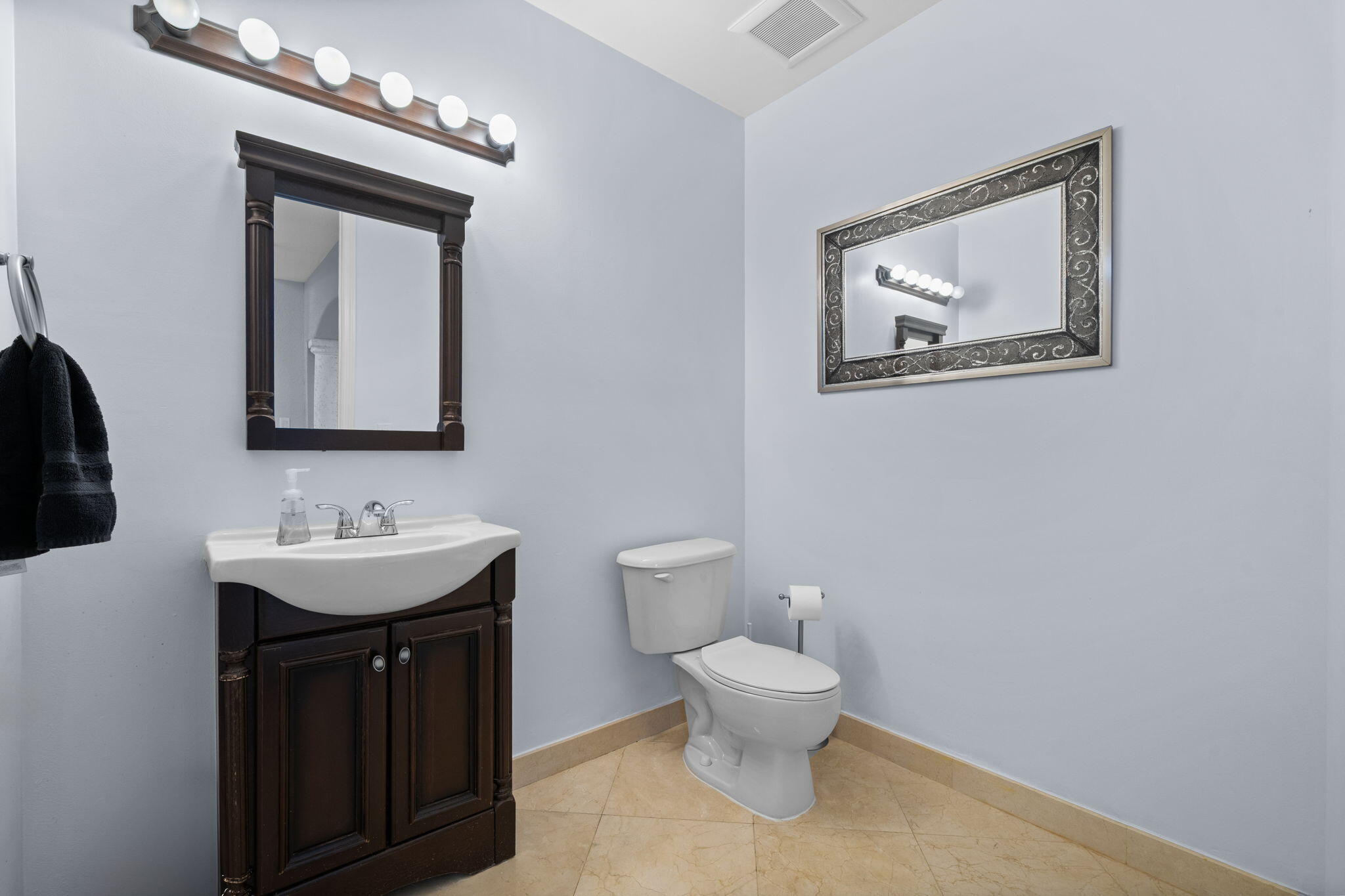 HARBOUR LAKES ESTATES - Residential